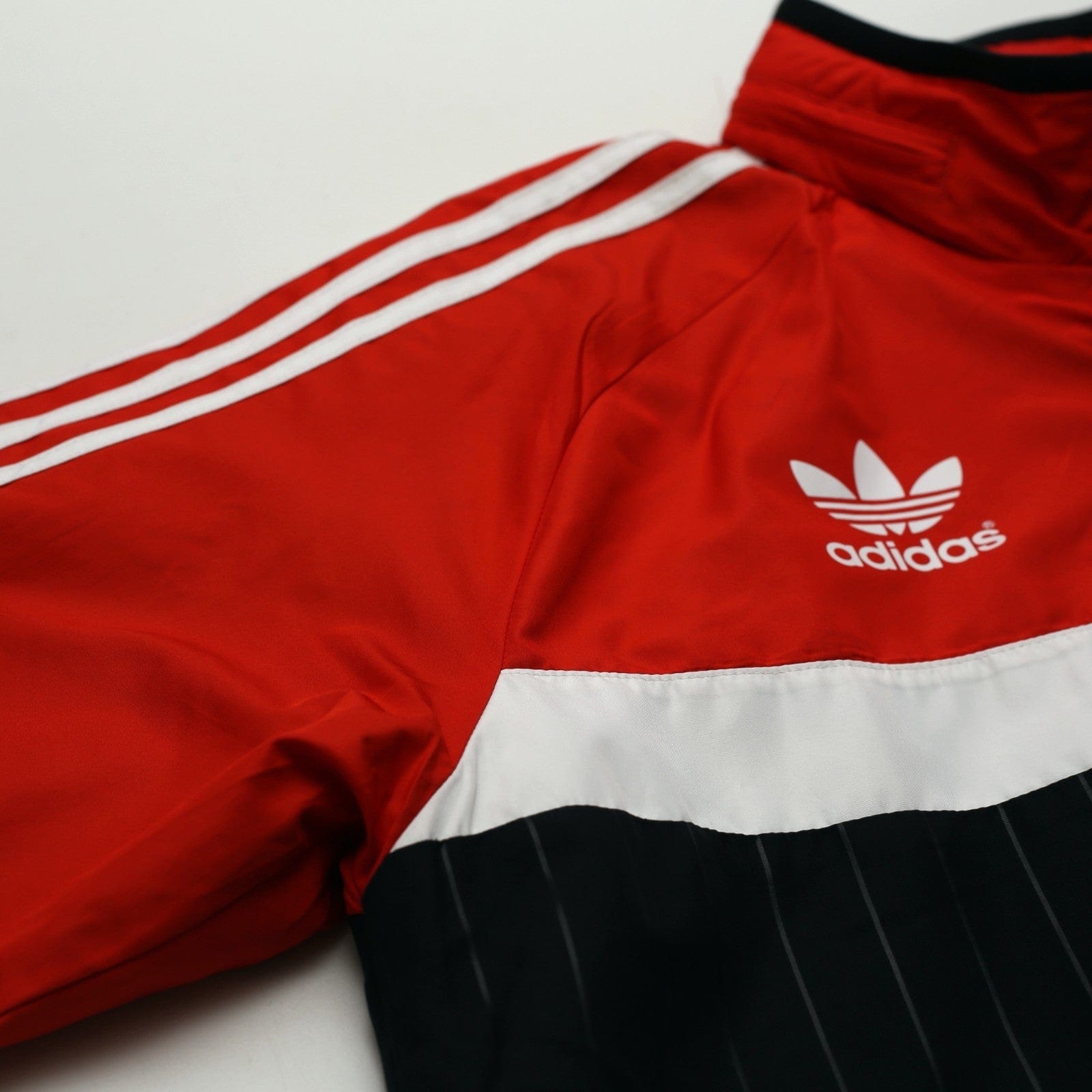 1980s Style Manchester United Vintage Retro adidas Originals Hooded Jacket (M)