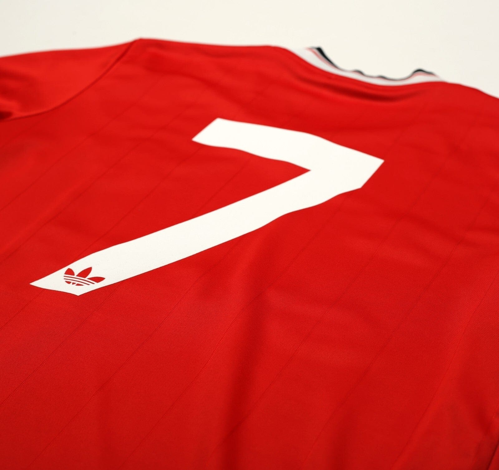 1983/84 ROBSON #7 Manchester United Home adidas Originals Football Shirt (M/L)