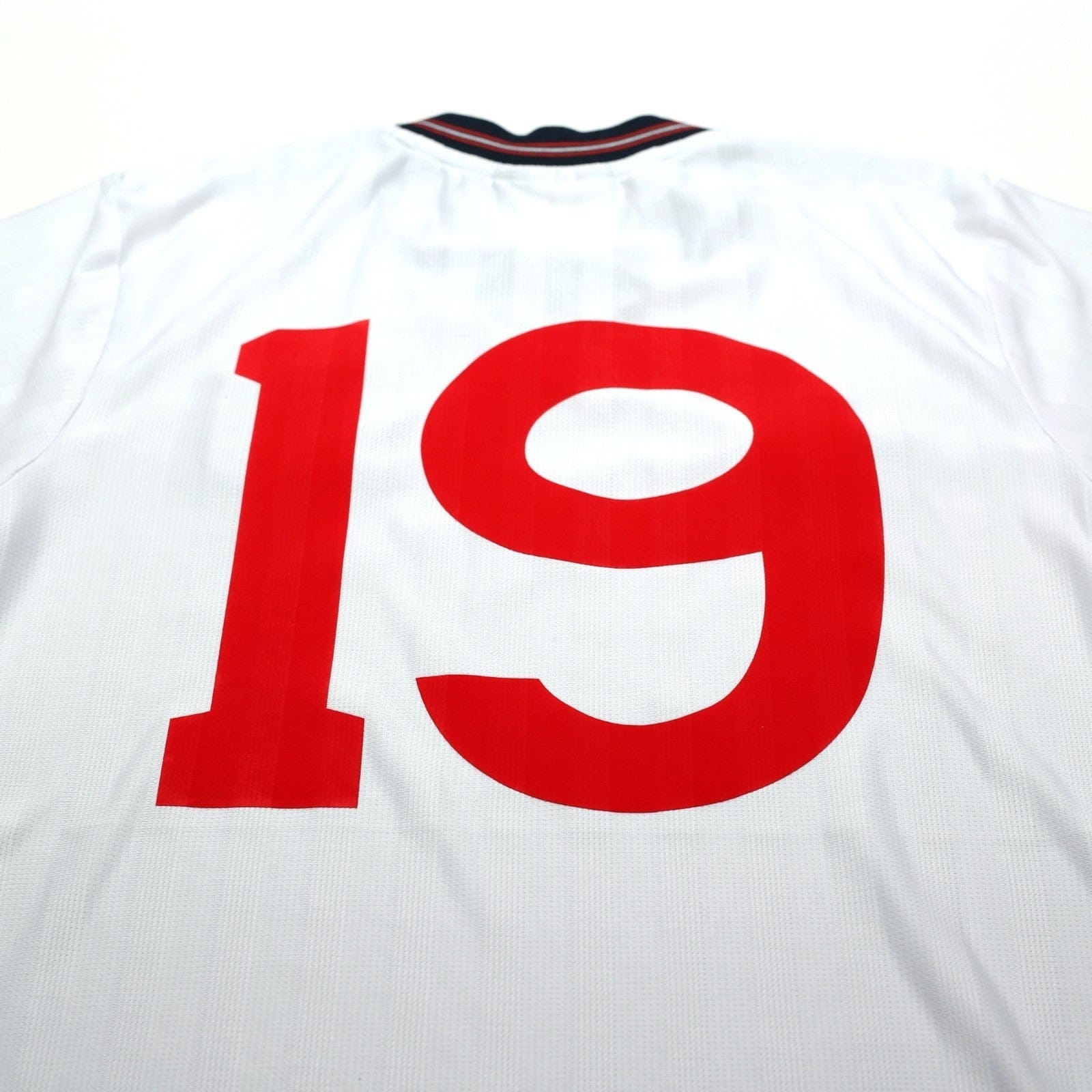 1986 Barnes #19 England Retro Umbro Home Football Shirt (S) Mexico World Cup