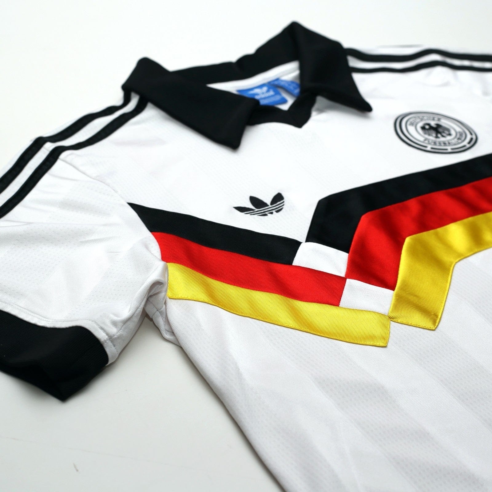 1988/91 West Germany Italia 90 Retro adidas Originals Football Shirt (M/L)