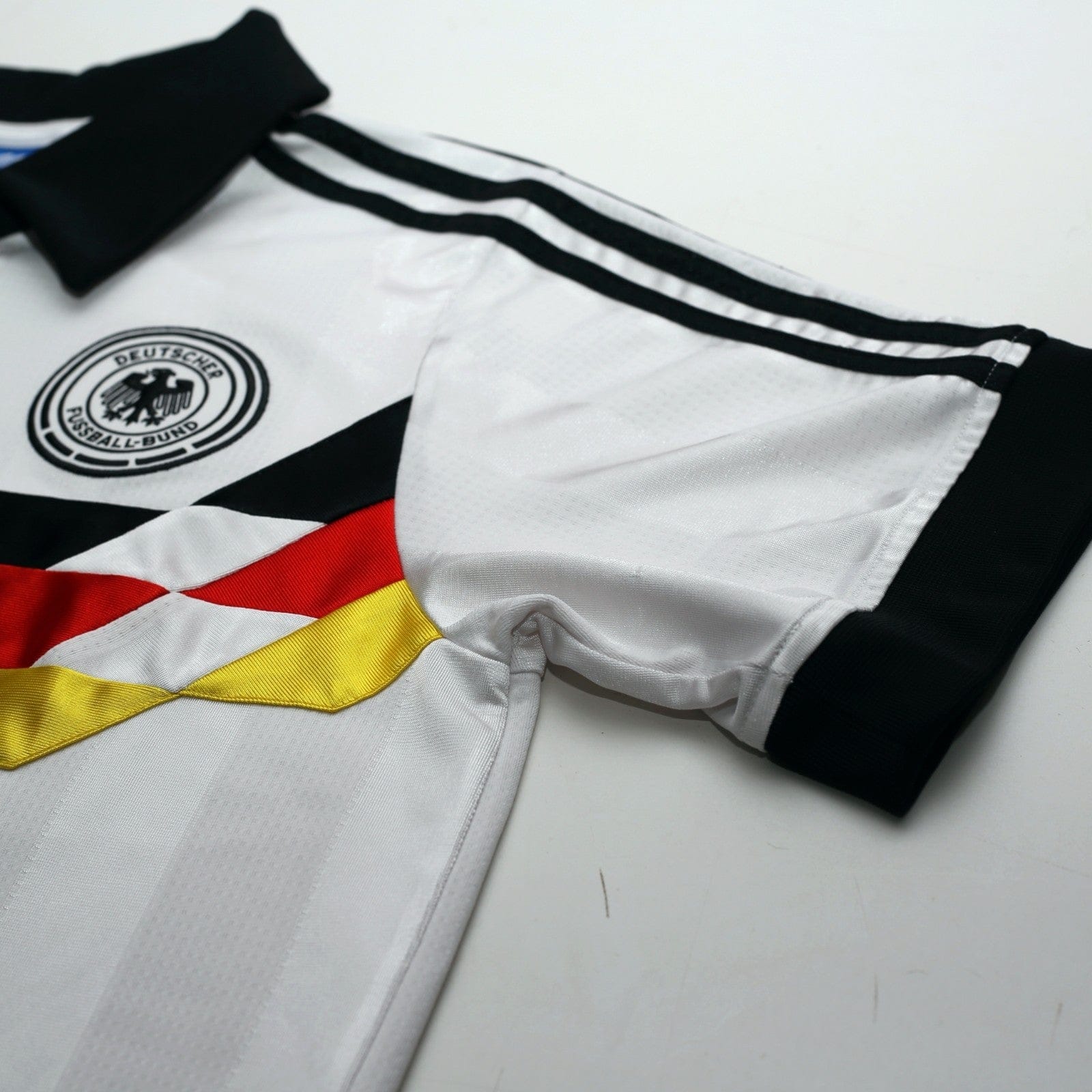 1988/91 West Germany Italia 90 Retro adidas Originals Football Shirt (M/L)
