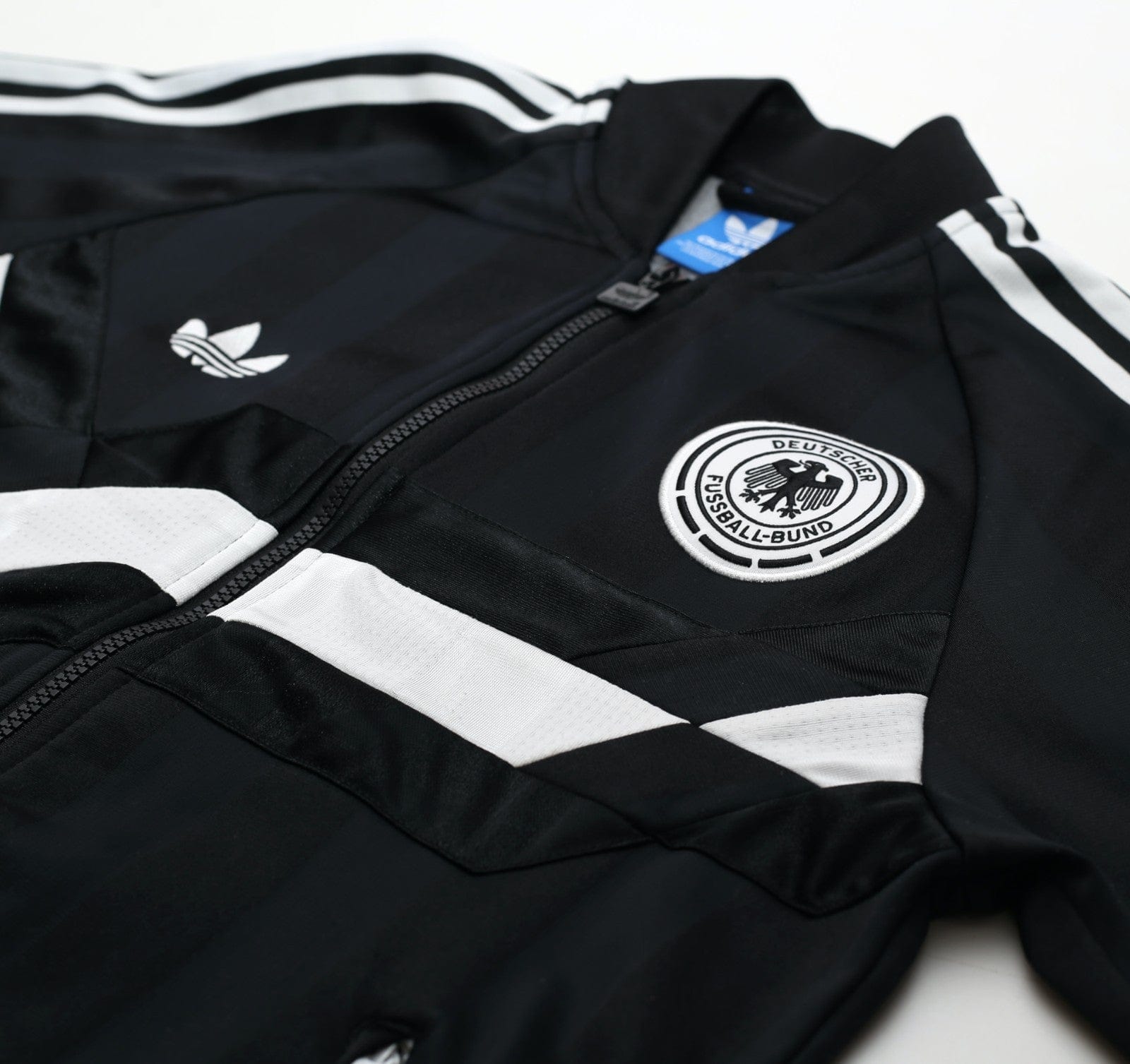 1988/91 WEST GERMANY Italia 90 Retro adidas Originals Football Track Top (S)