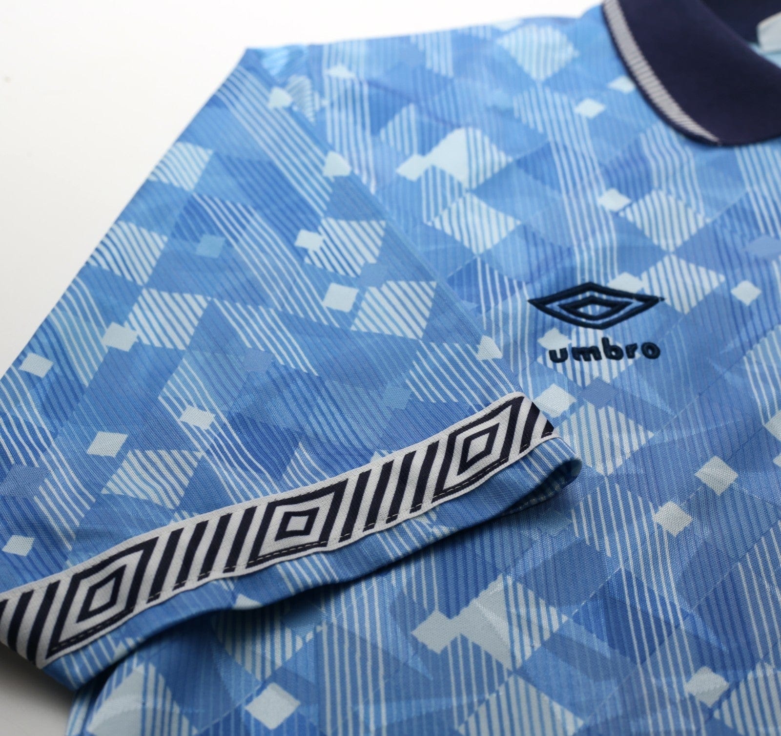 1990/92 ENGLAND Vintage Umbro Third Football Shirt (L) Italia 90