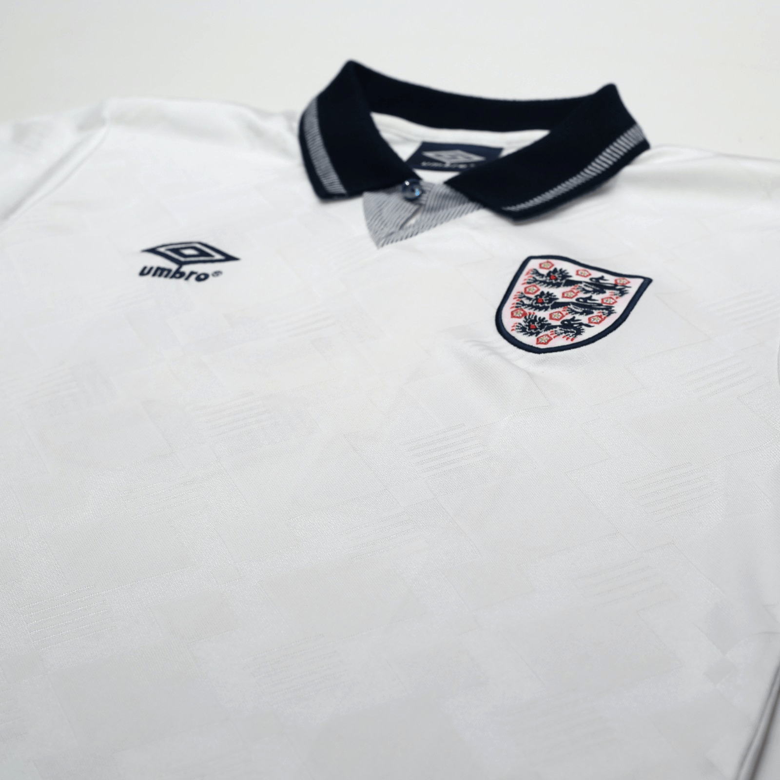 1990/92 Gascoigne #19 England Retro Umbro Home Football Shirt (M) Italia 90