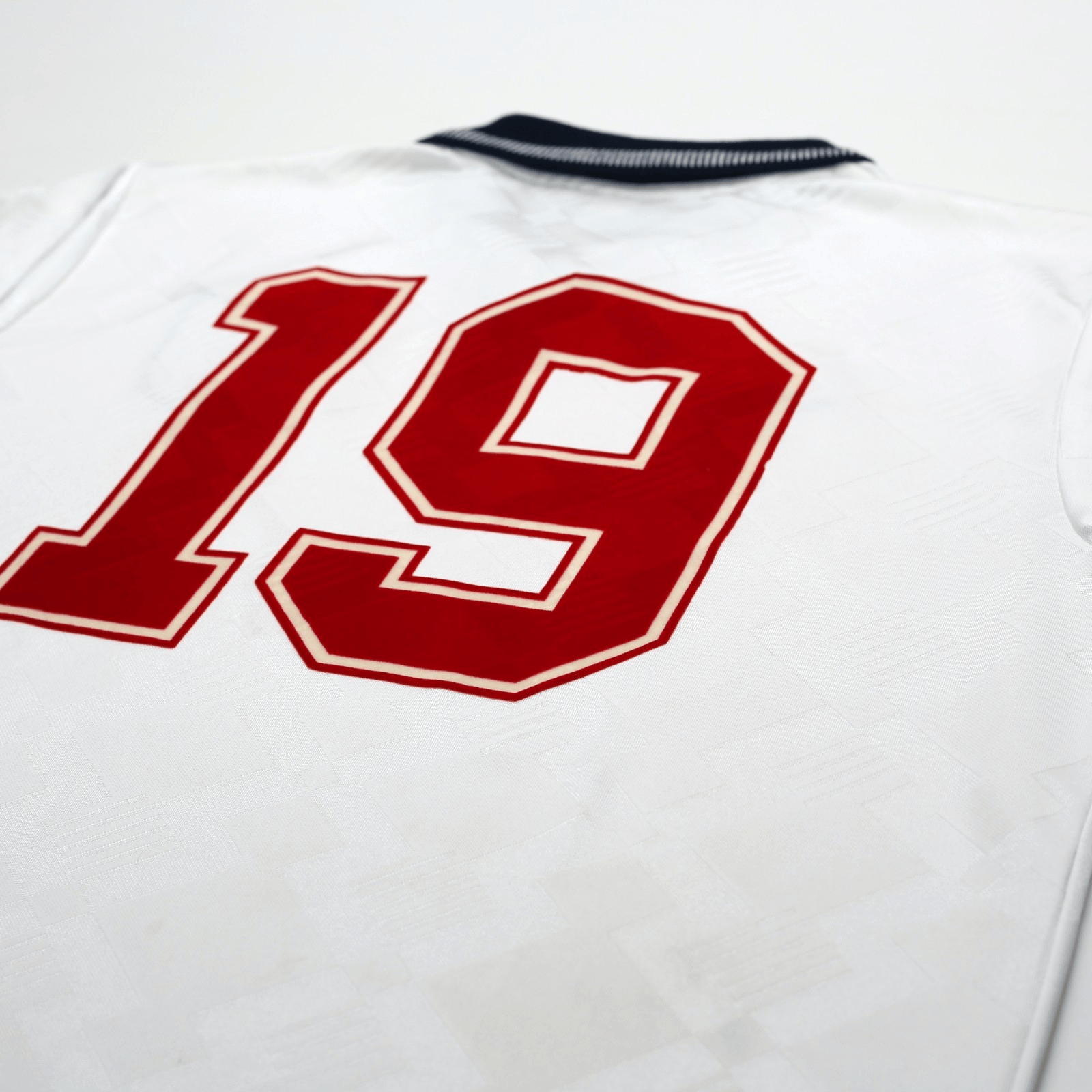 1990/92 Gascoigne #19 England Retro Umbro Home Football Shirt (M) Italia 90