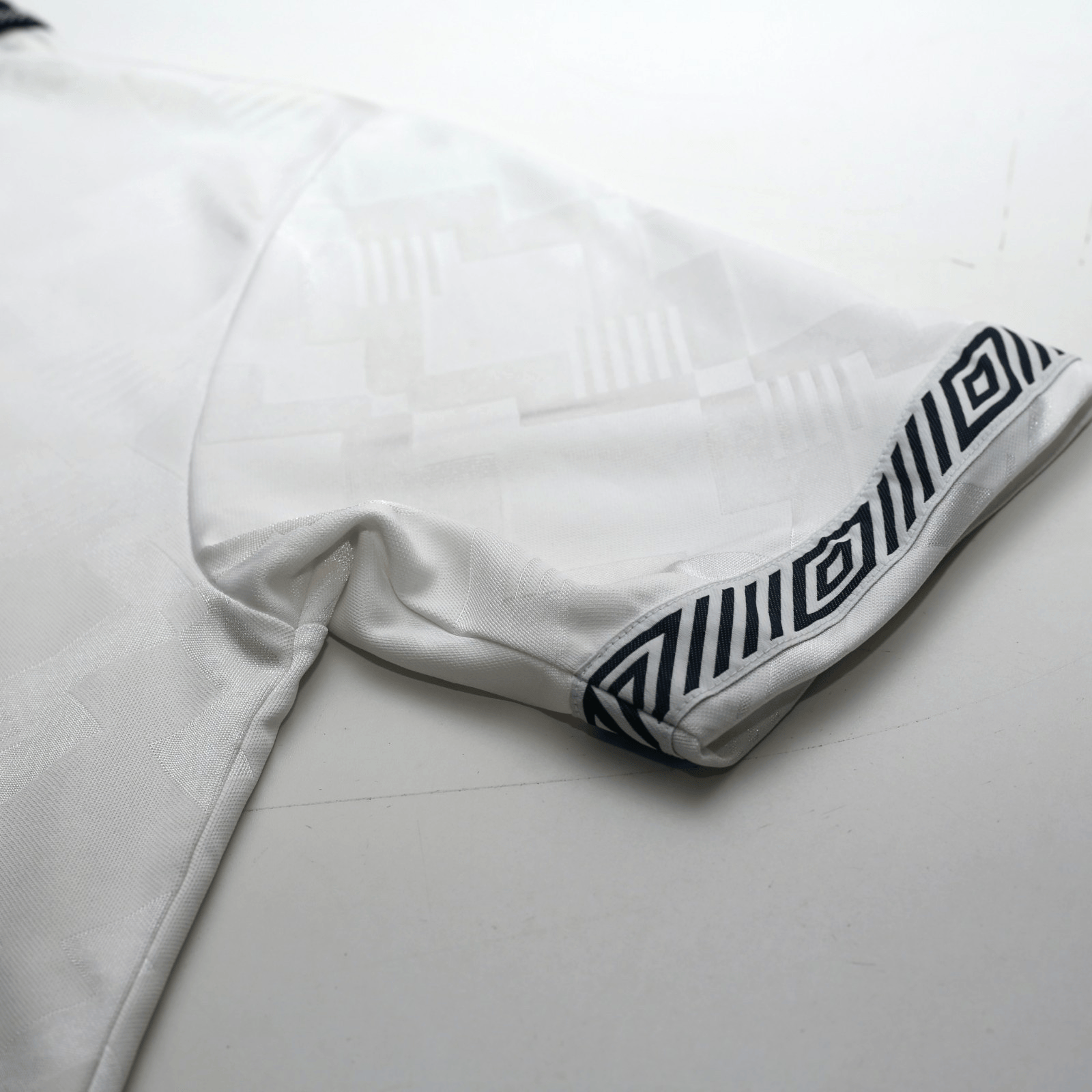 1990/92 Gascoigne #19 England Retro Umbro Home Football Shirt (M) Italia 90