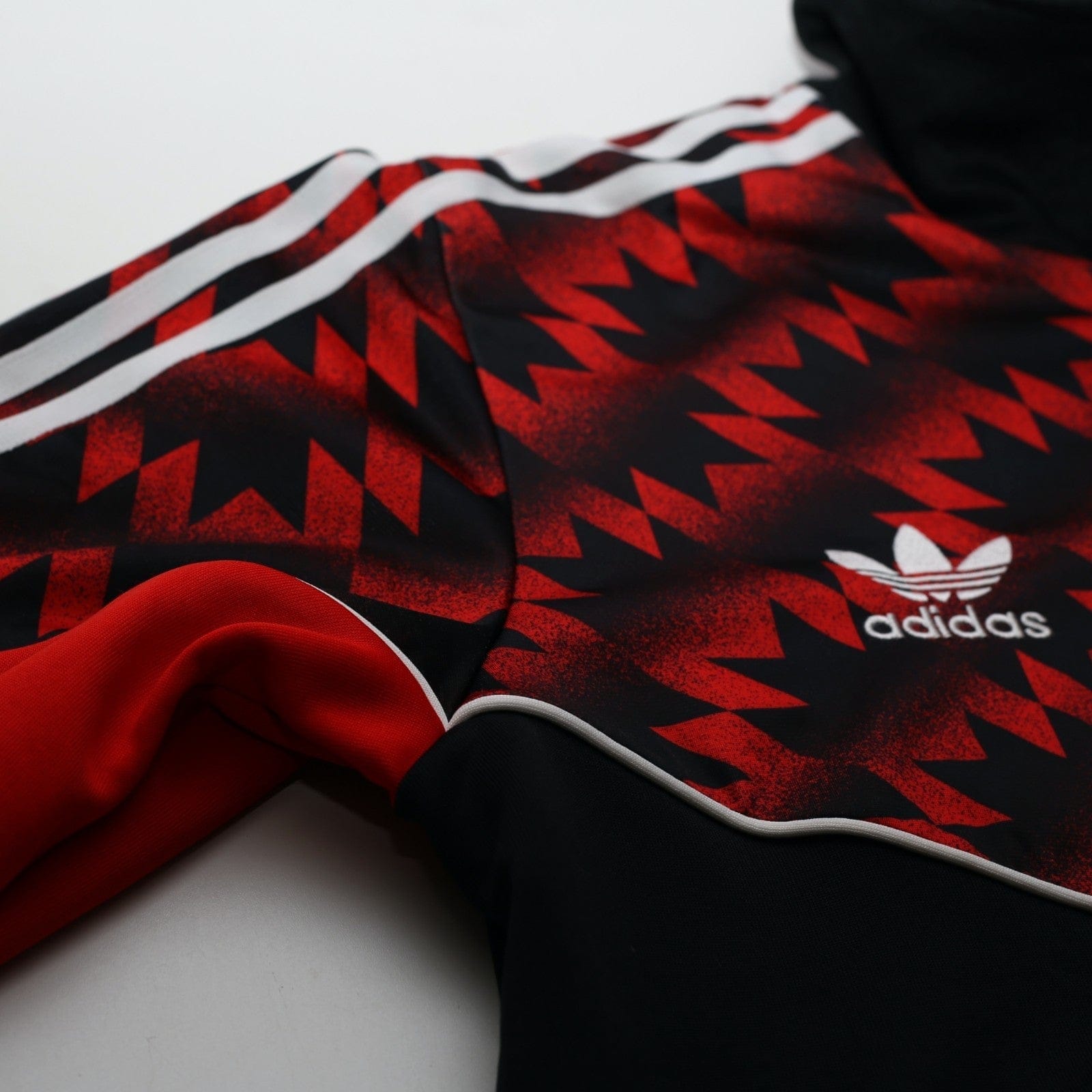 1990/92 Manchester United Retro adidas Originals Football Track Top (M)