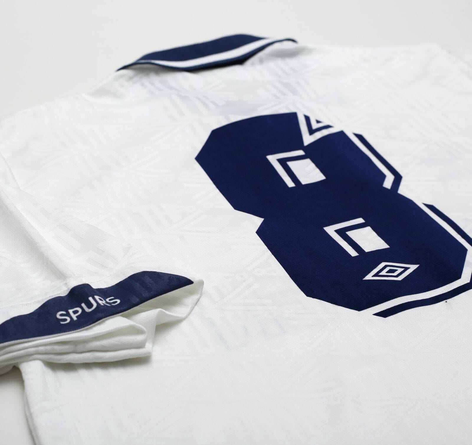 1991/92 GASCOIGNE #8 Tottenham Hotspur Vintage Umbro Home Football Shirt (L)