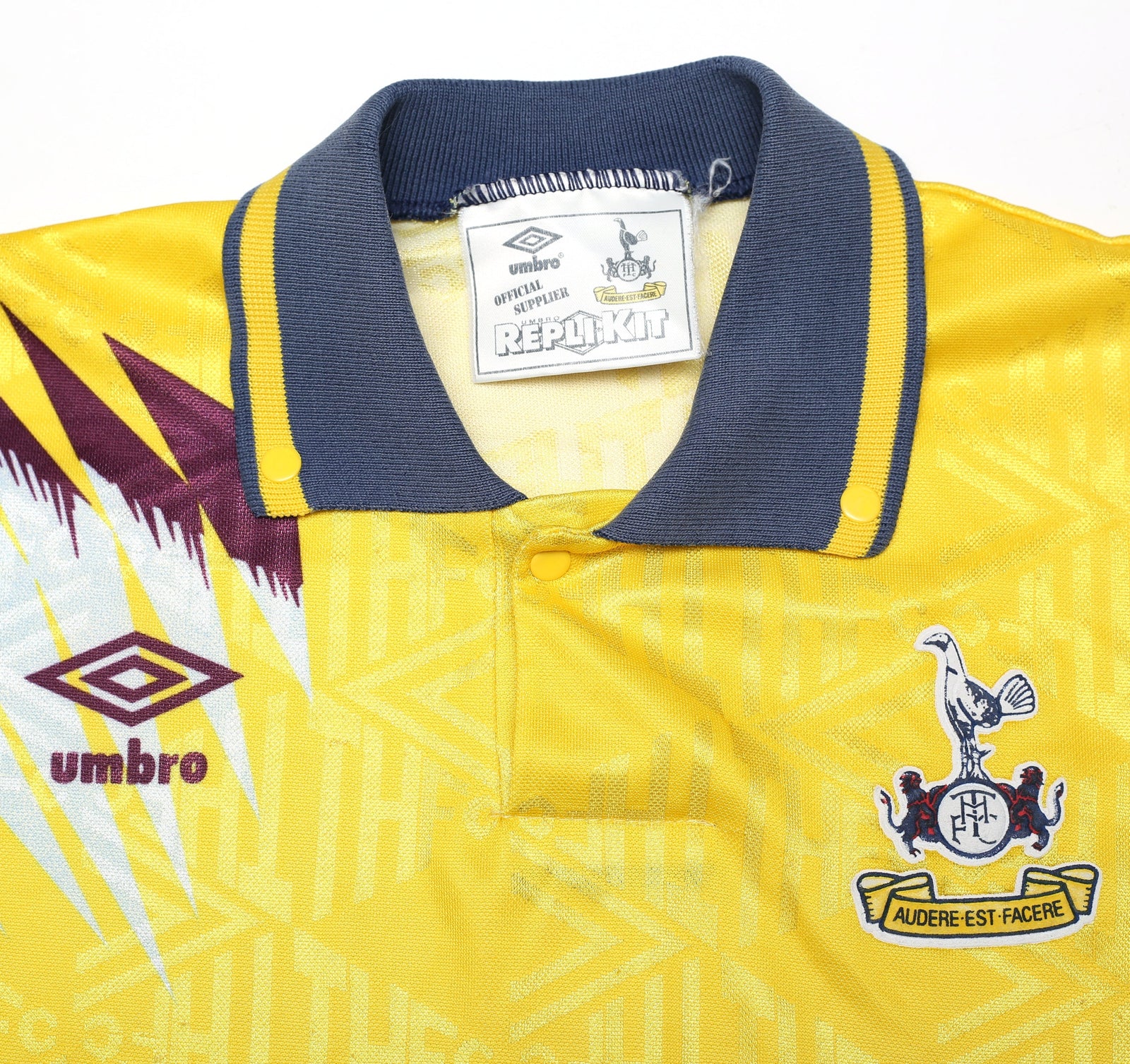 1991/95 Tottenham Hotspur Vintage Umbro Away Football Shirt (LB)