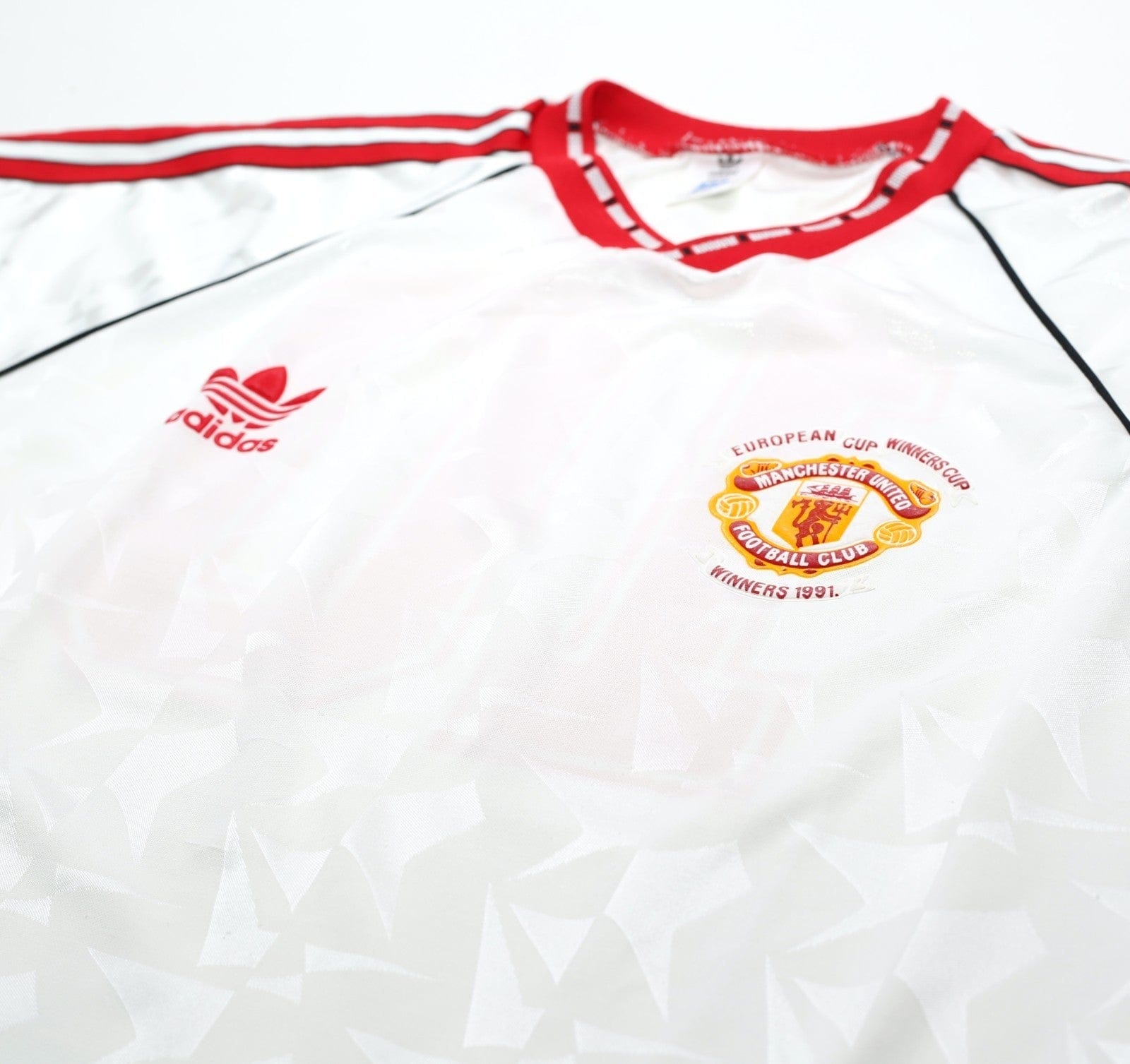 1991 HUGHES #10 Manchester United adidas Cup Winners Cup Football Shirt (M)