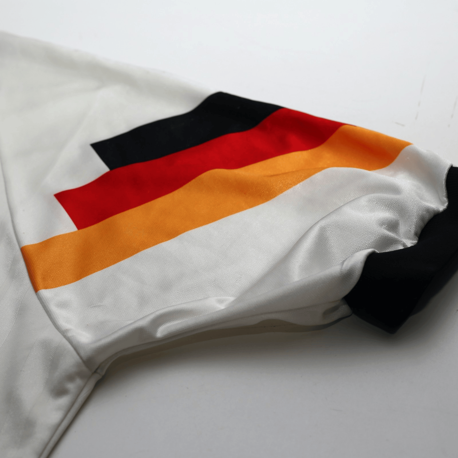 1992/94 Voller #9 Germany Vintage adidas Home Football Shirt (L) EURO 92