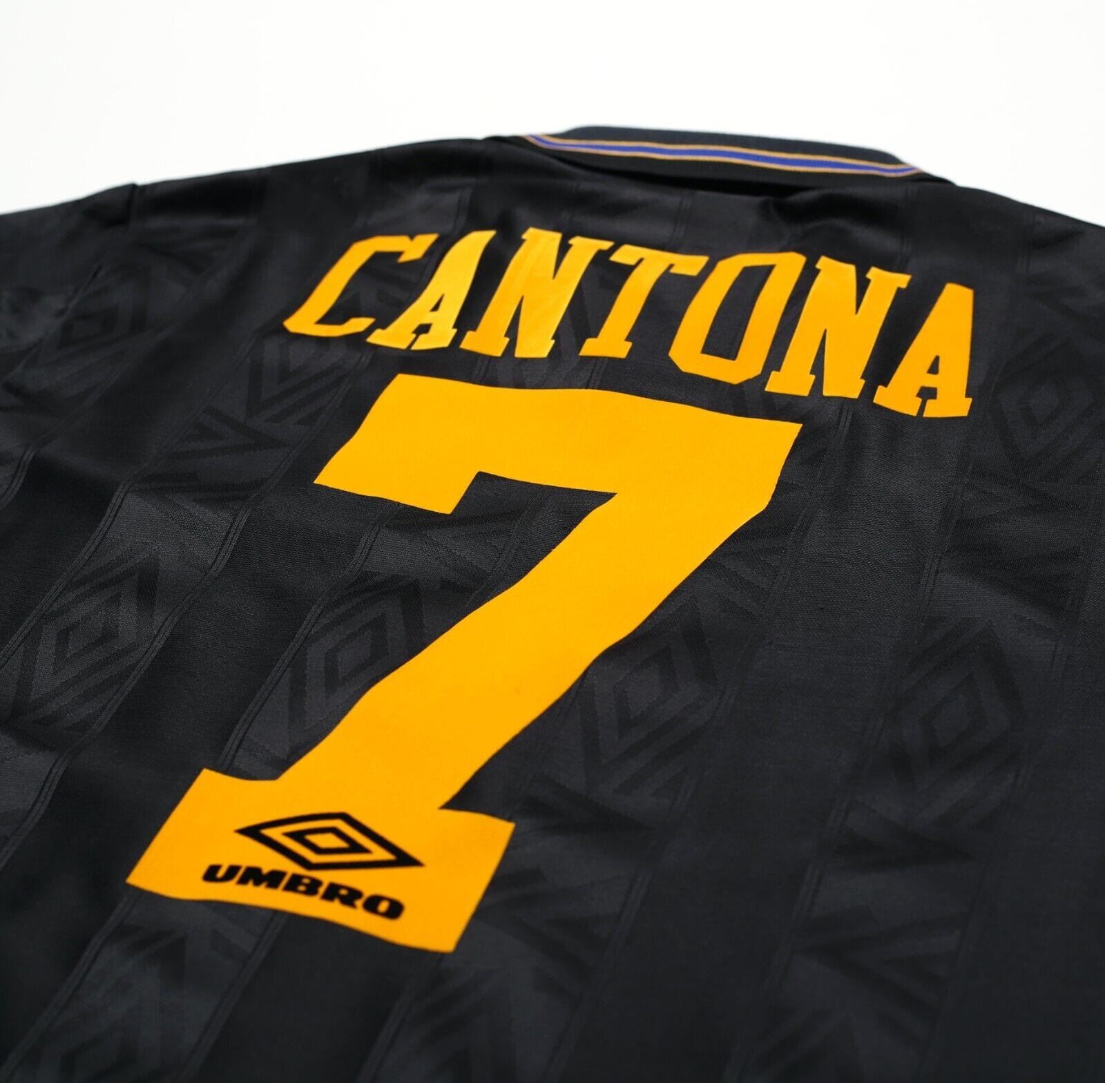 1993/95 CANTONA #7 Manchester United Vintage Umbro Away Football Shirt (M)