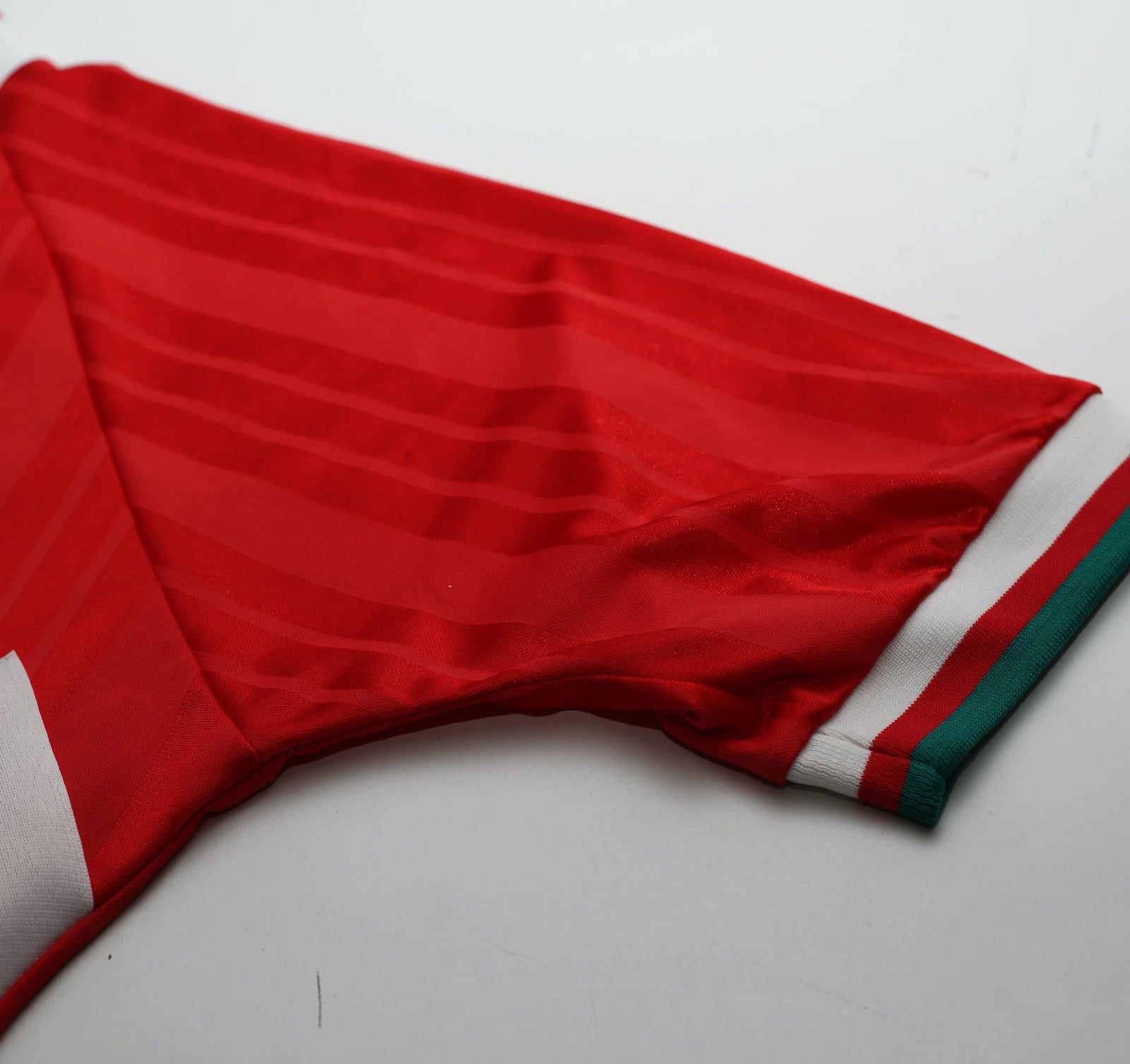 1993/95 LIVERPOOL Vintage adidas Equipment Home Football Shirt 38/40 (M)