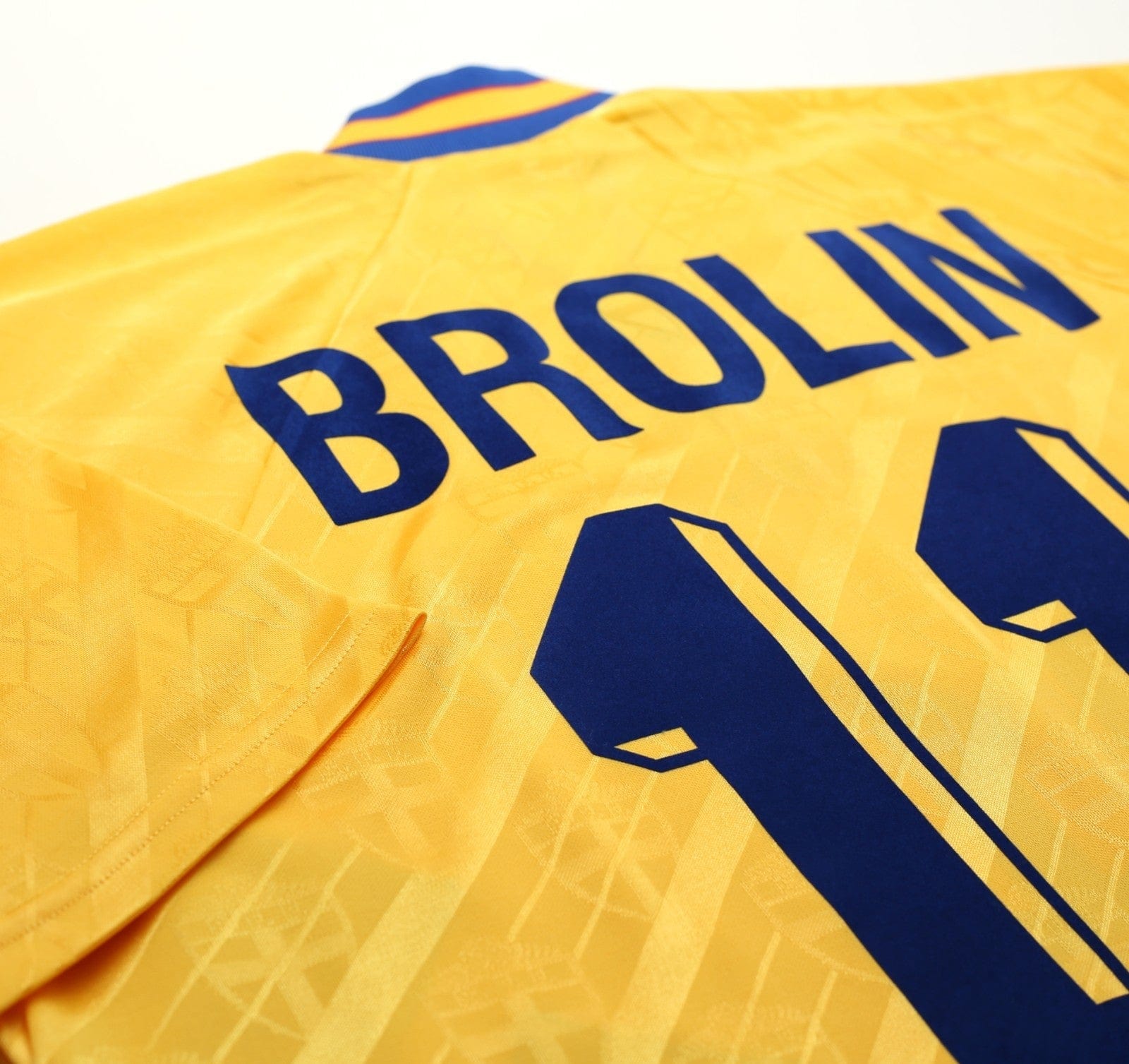 1994/95 BROLIN #11 Sweden Vintage adidas WC 94 Home Football Shirt (M)