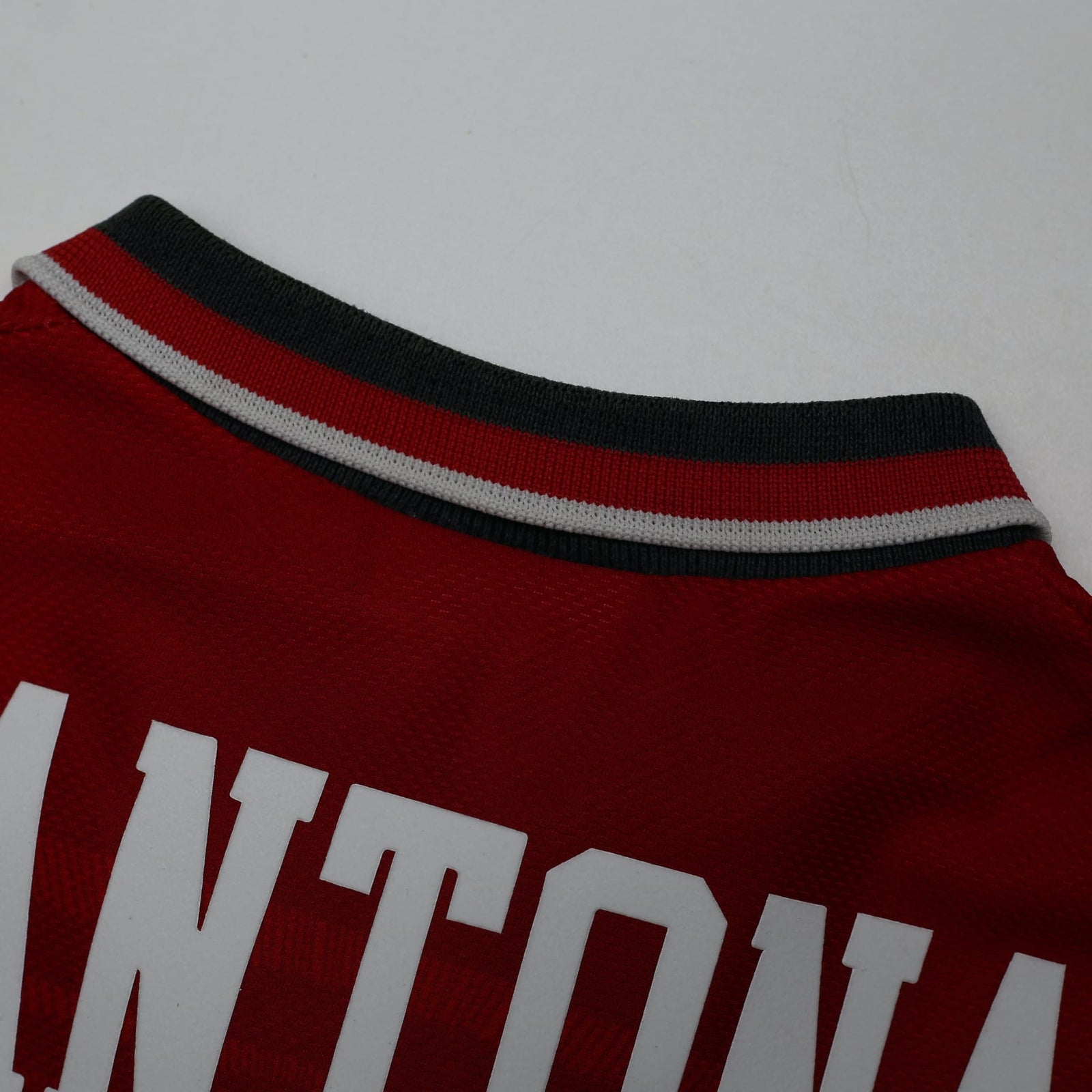 1994/96 Cantona #7 Manchester United Vintage Umbro Football Shirt (L)