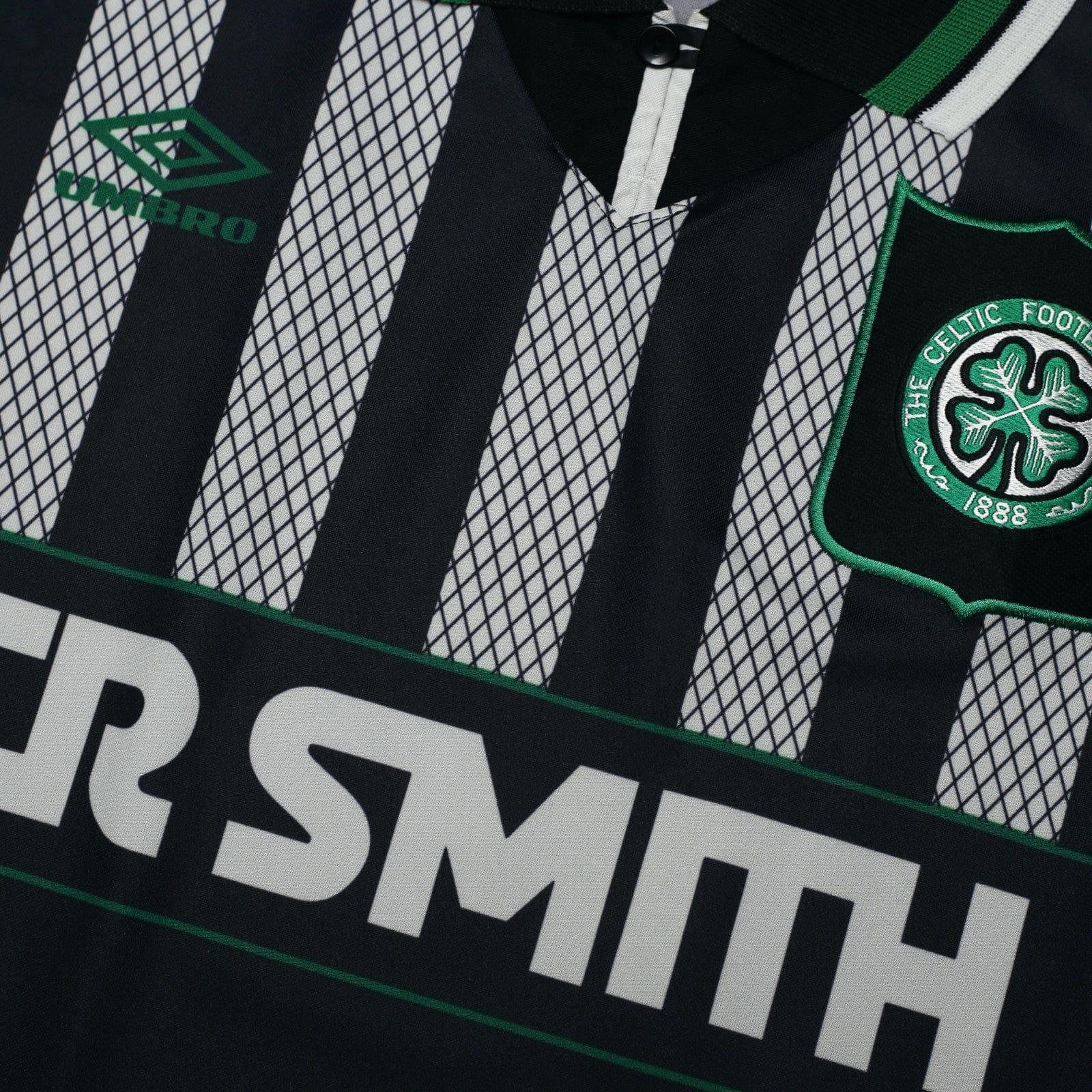 1994/96 Van Hooijdonk #9 Celtic Vintage Umbro Away Football Shirt (L)