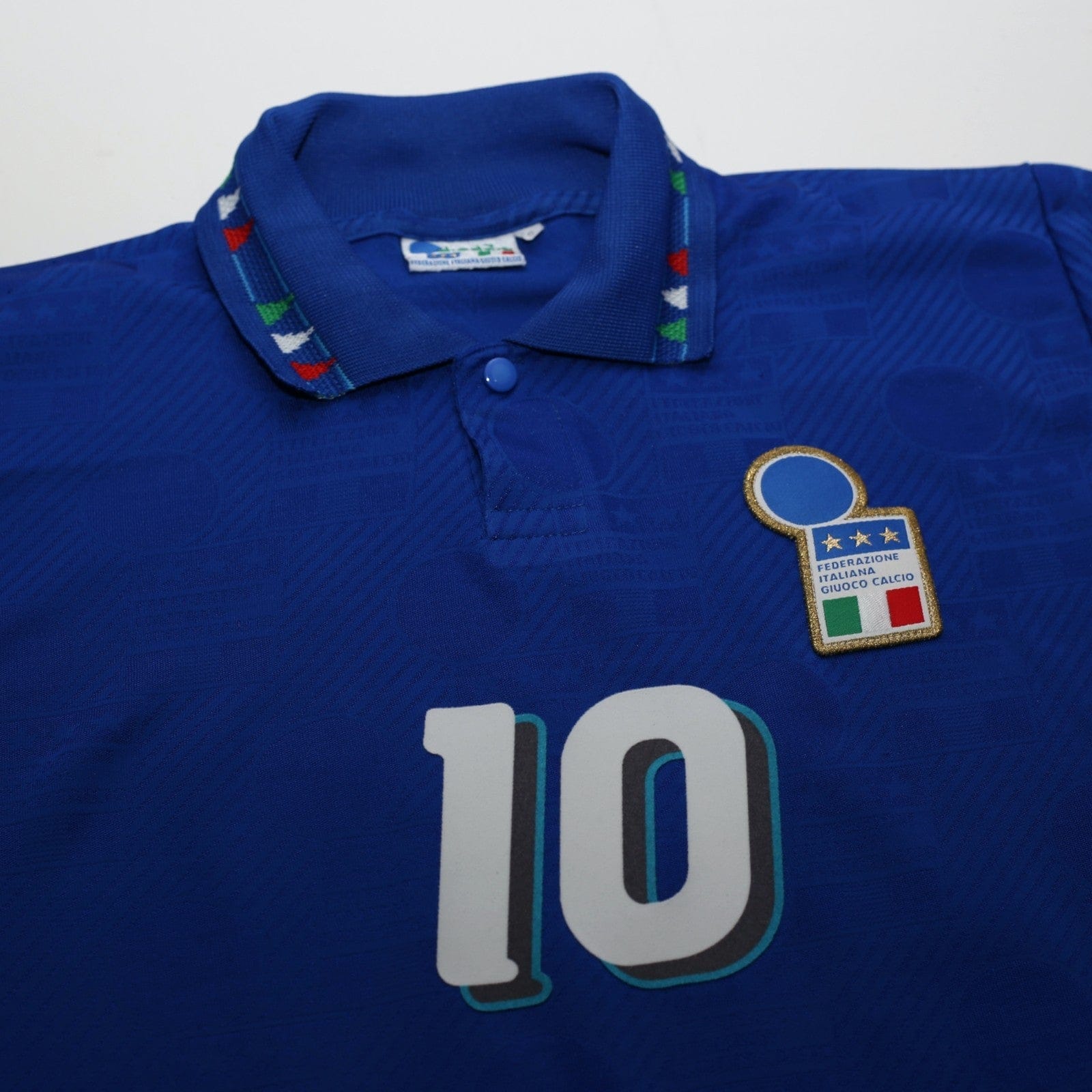 1994 Baggio #10 Italy Vintage Diadora Home Football Shirt (S) USA 94