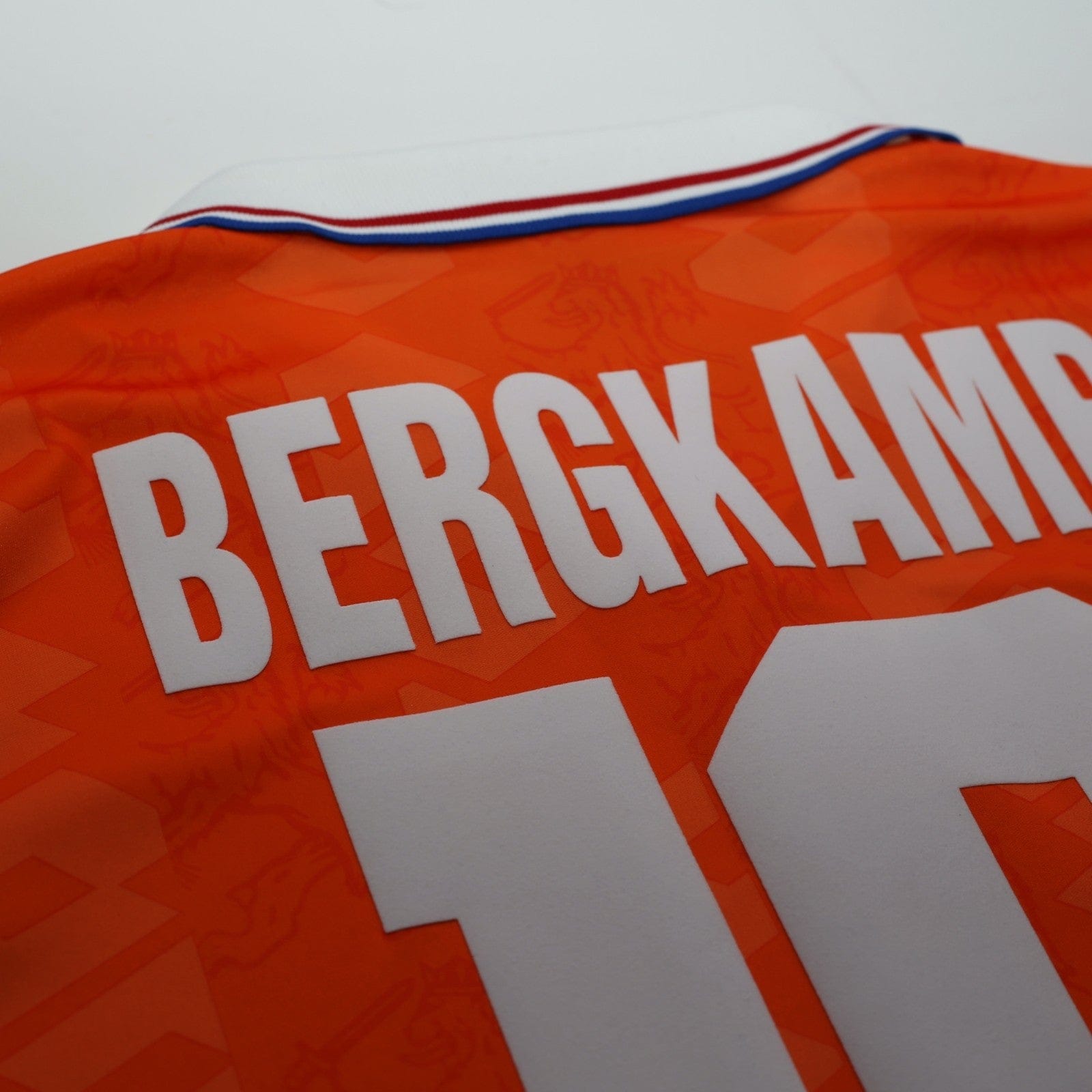 1994 Bergkamp #10 Holland Vintage Lotto Home Football Shirt (M) Netherlands