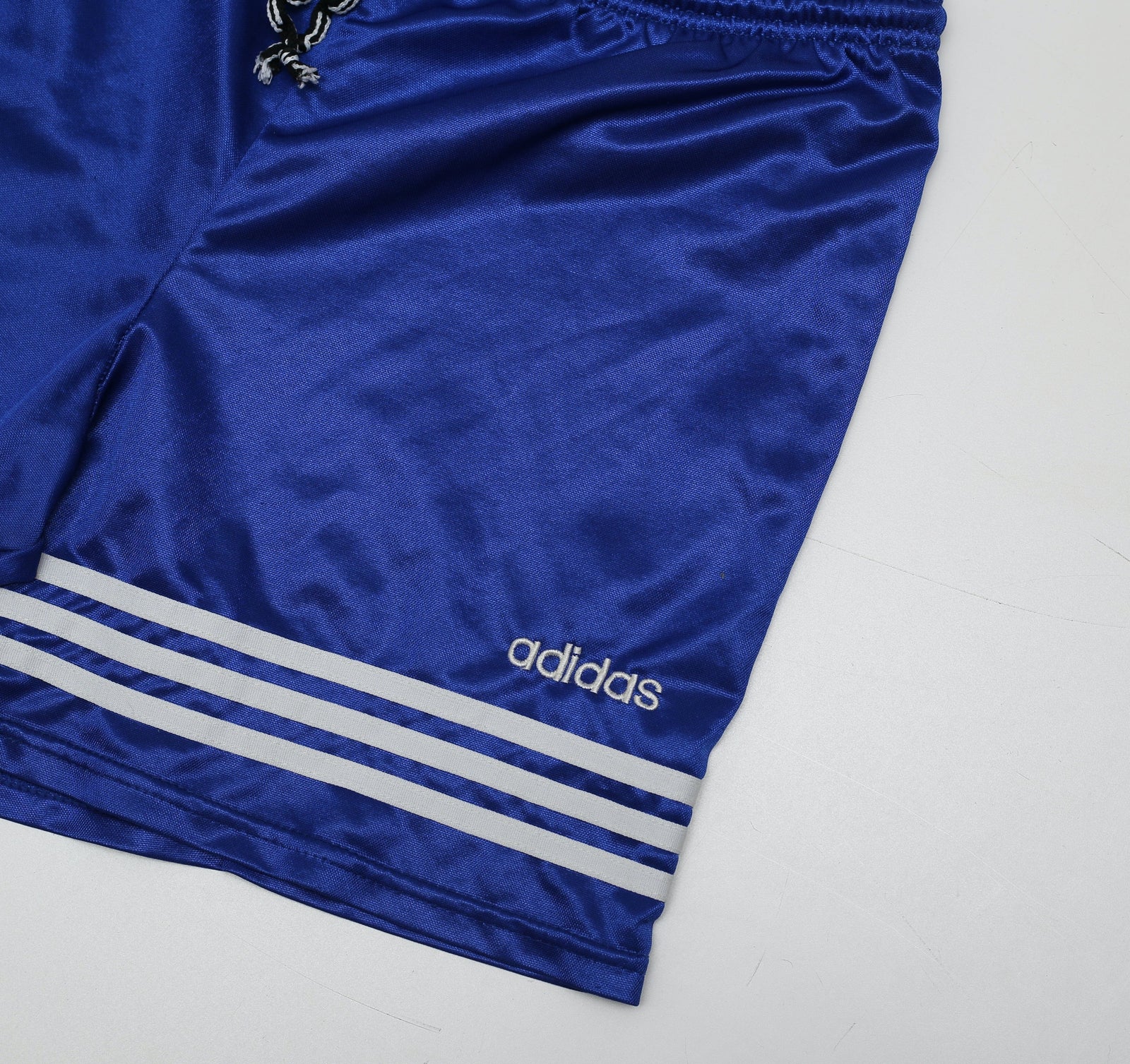 1995/97 BAYERN MUNICH Vintage adidas Football Shorts (M/L) 34"