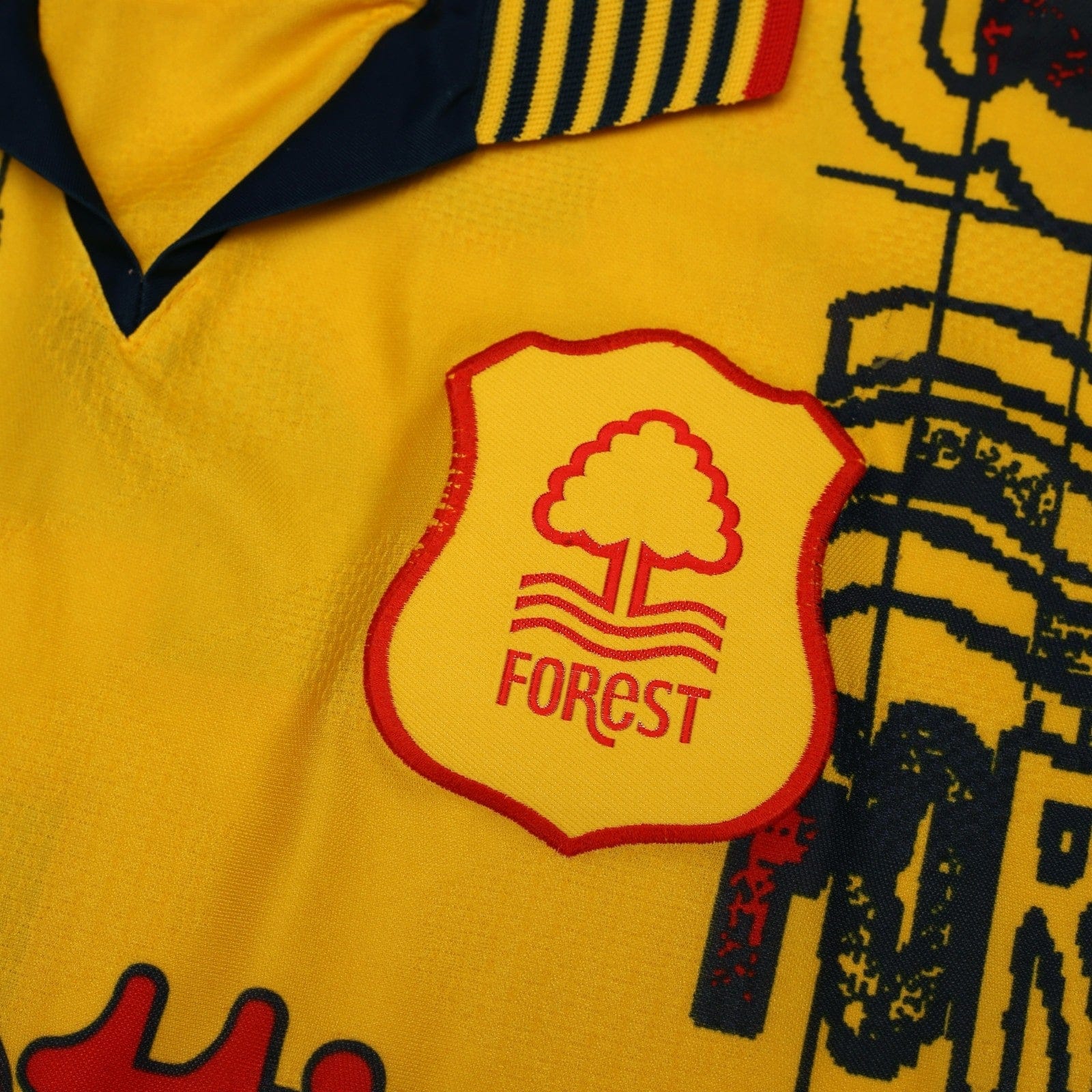 1995/97 Pearce #3 Nottingham Forest Vintage Away Football Shirt (L)