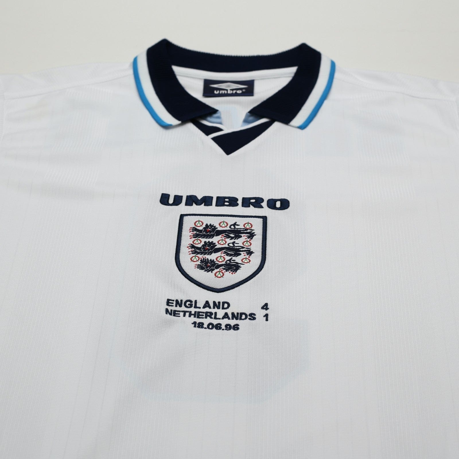 1995/97 Shearer #9 England Retro Umbro Football Shirt (L) Euro 96 Netherlands