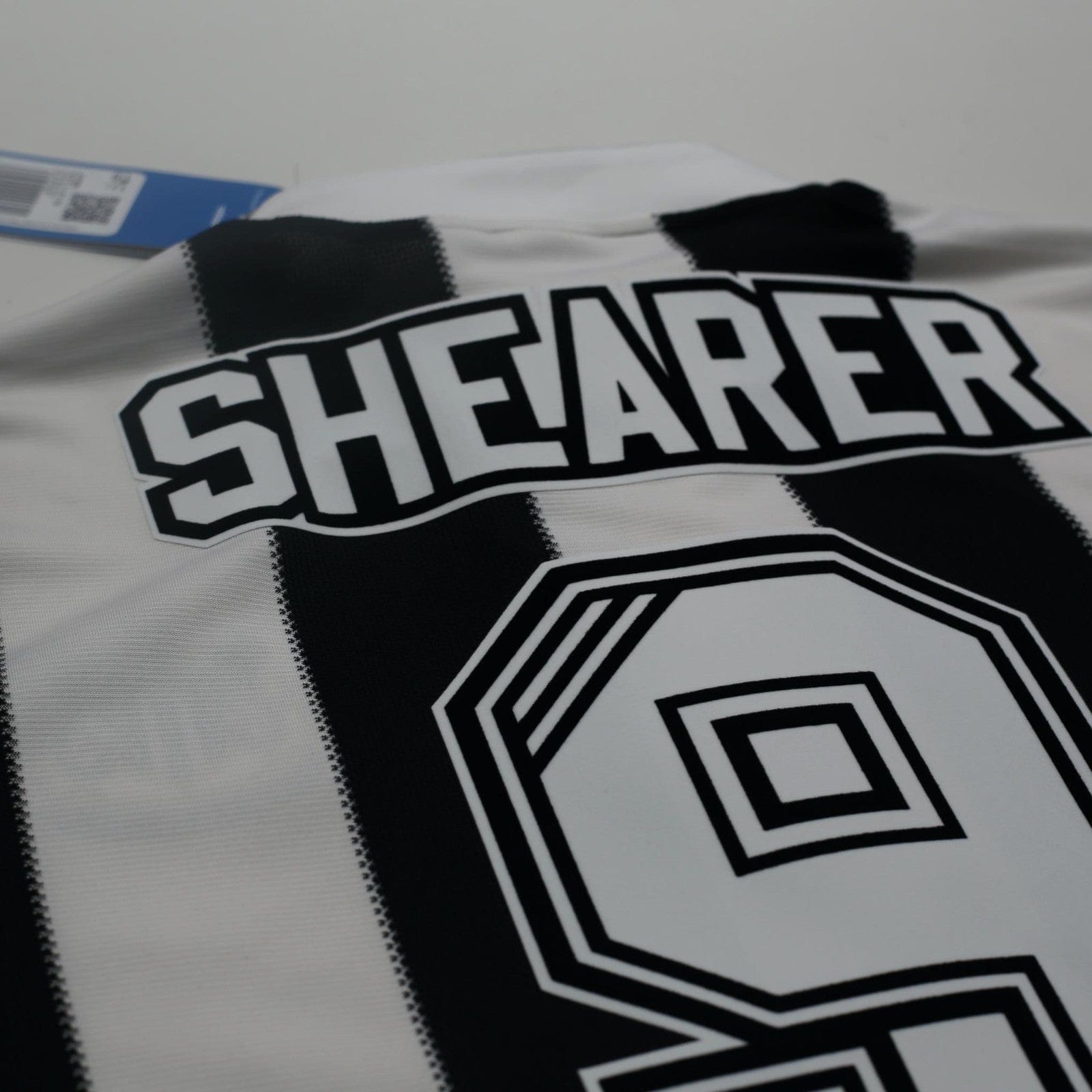 1995/97 Shearer #9 Newcastle United Retro adidas Football Shirt (S) BNWT