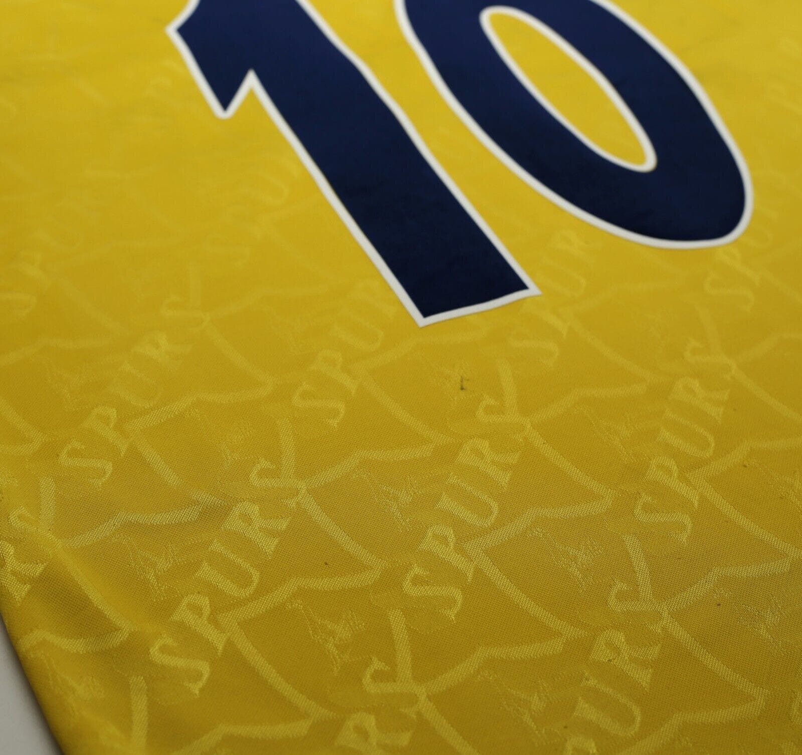 1996/97 SHERINGHAM #10 Tottenham Hotspur Vintage PONY Away Football Shirt (M)