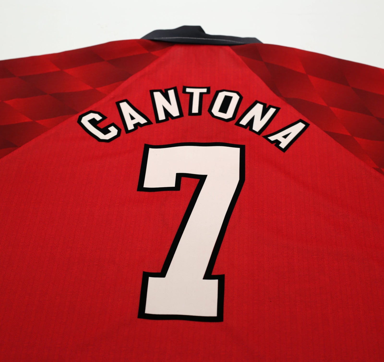 1996/98 Cantona #7 Manchester United Vintage Umbro Home Football Shirt (XL)