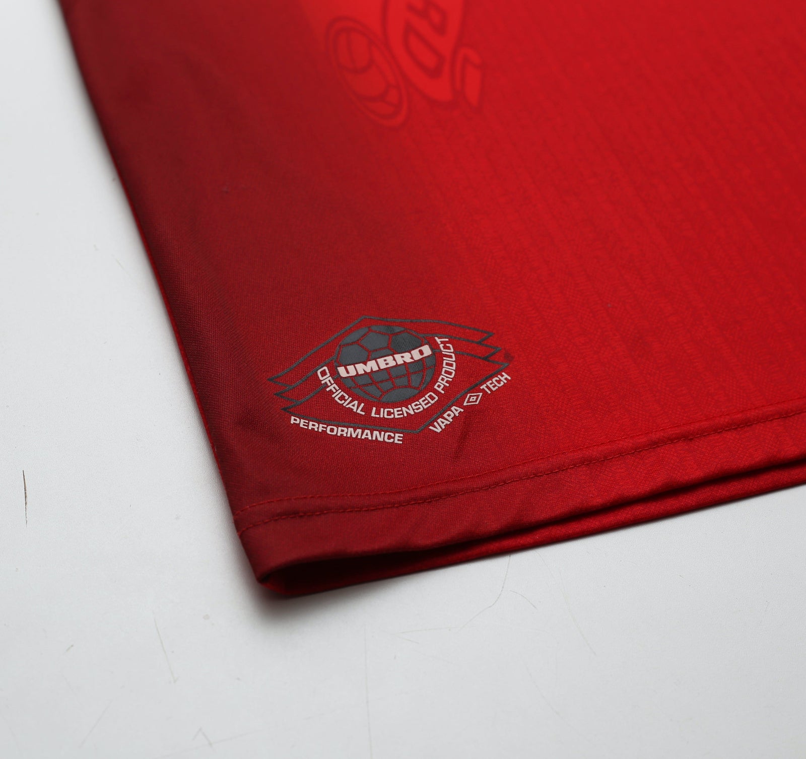 1996/98 Cantona #7 Manchester United Vintage Umbro Home Football Shirt (XL)