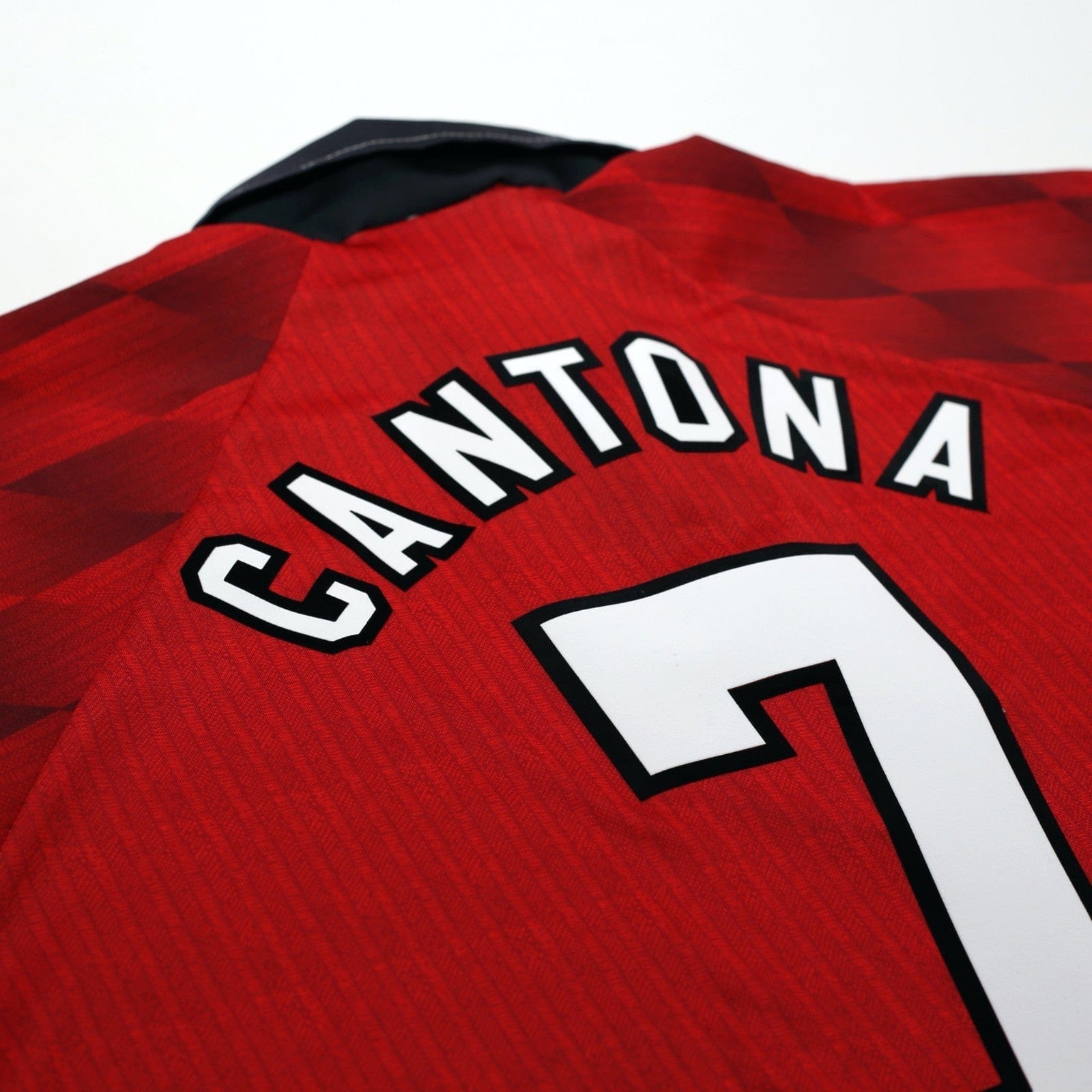 1996/98 Cantona #7 Manchester United Vintage Umbro Home Football Shirt (XL)