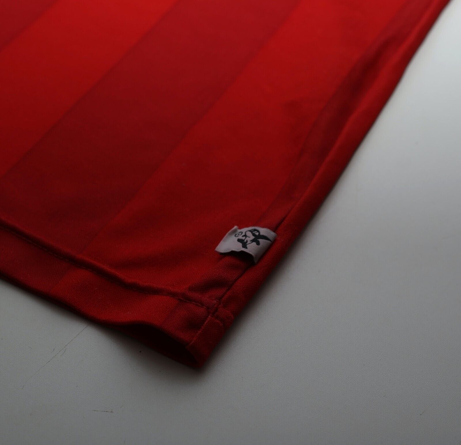 1996/98 GRAMPUS EIGHT Vintage Umbro Home Football Shirt (S/M)