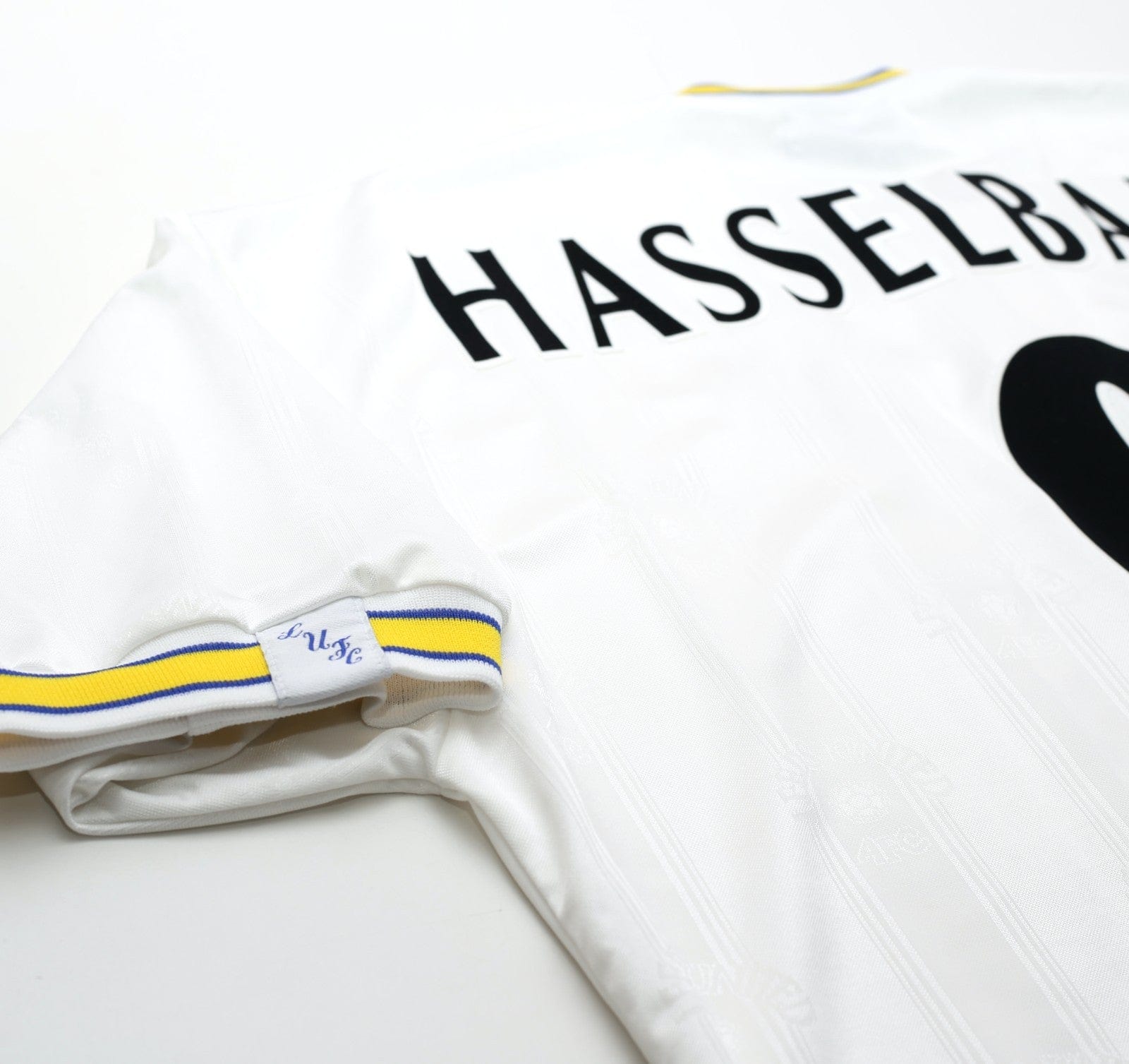 1996/98 HASSELBAINK #9 Leeds United Vintage PUMA Home Football Shirt (L)