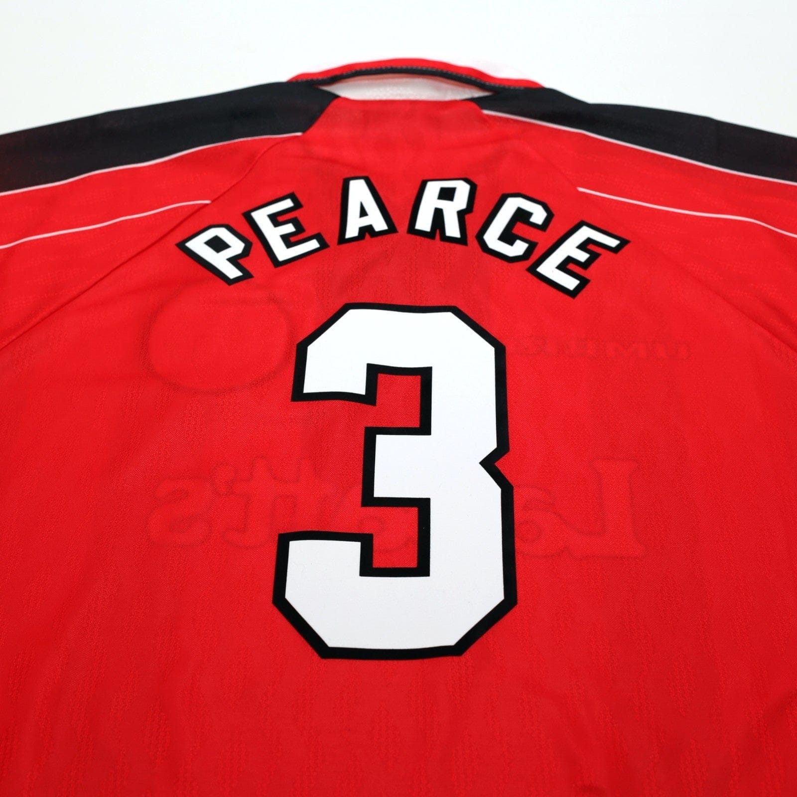 1996/98 Pearce #3 Nottingham Forest Vintage Umbro Home Football Shirt (XL)