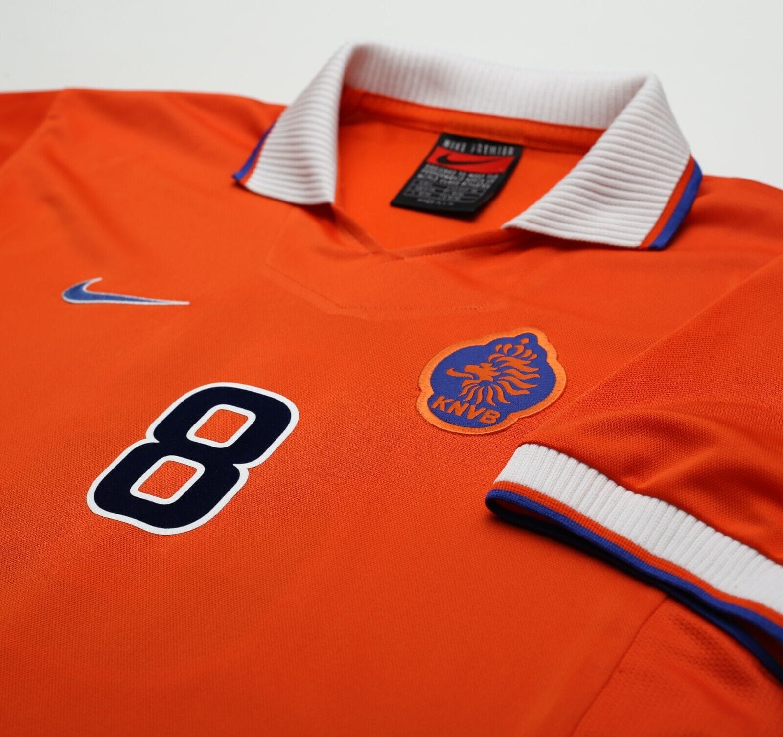 1997/98 BERGKAMP #8 Holland Vintage Nike Home Football Shirt (L)