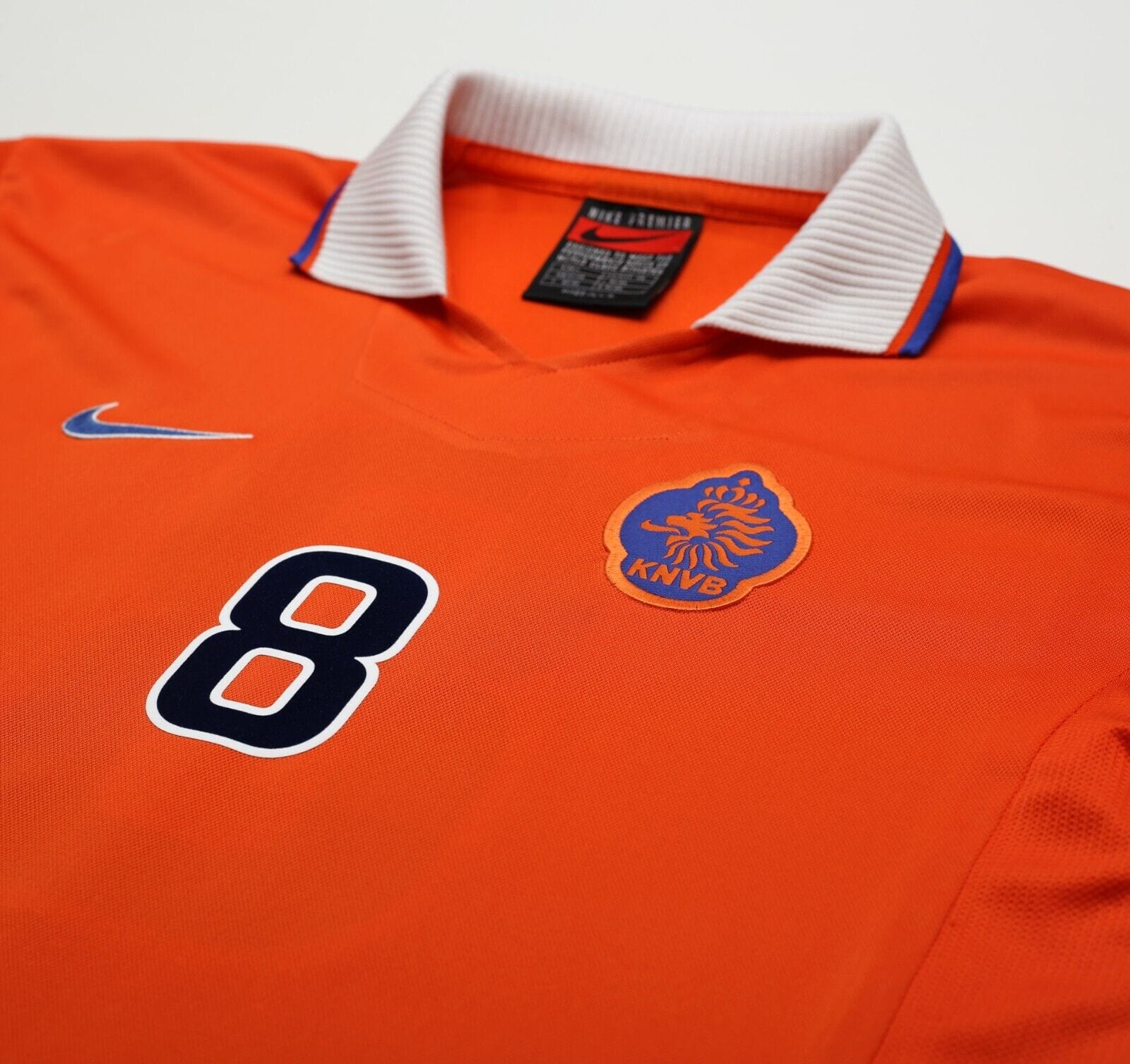 1997/98 BERGKAMP #8 Holland Vintage Nike Home Football Shirt (L)