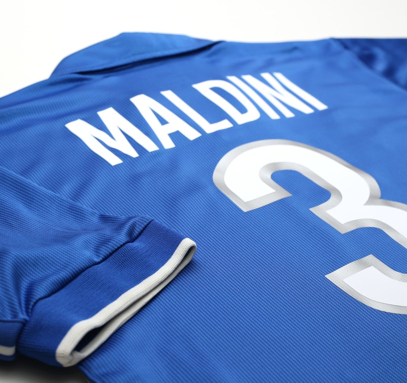1997/98 MALDINI #3 Italy Vintage Nike Home Football Shirt (L) World Cup 98