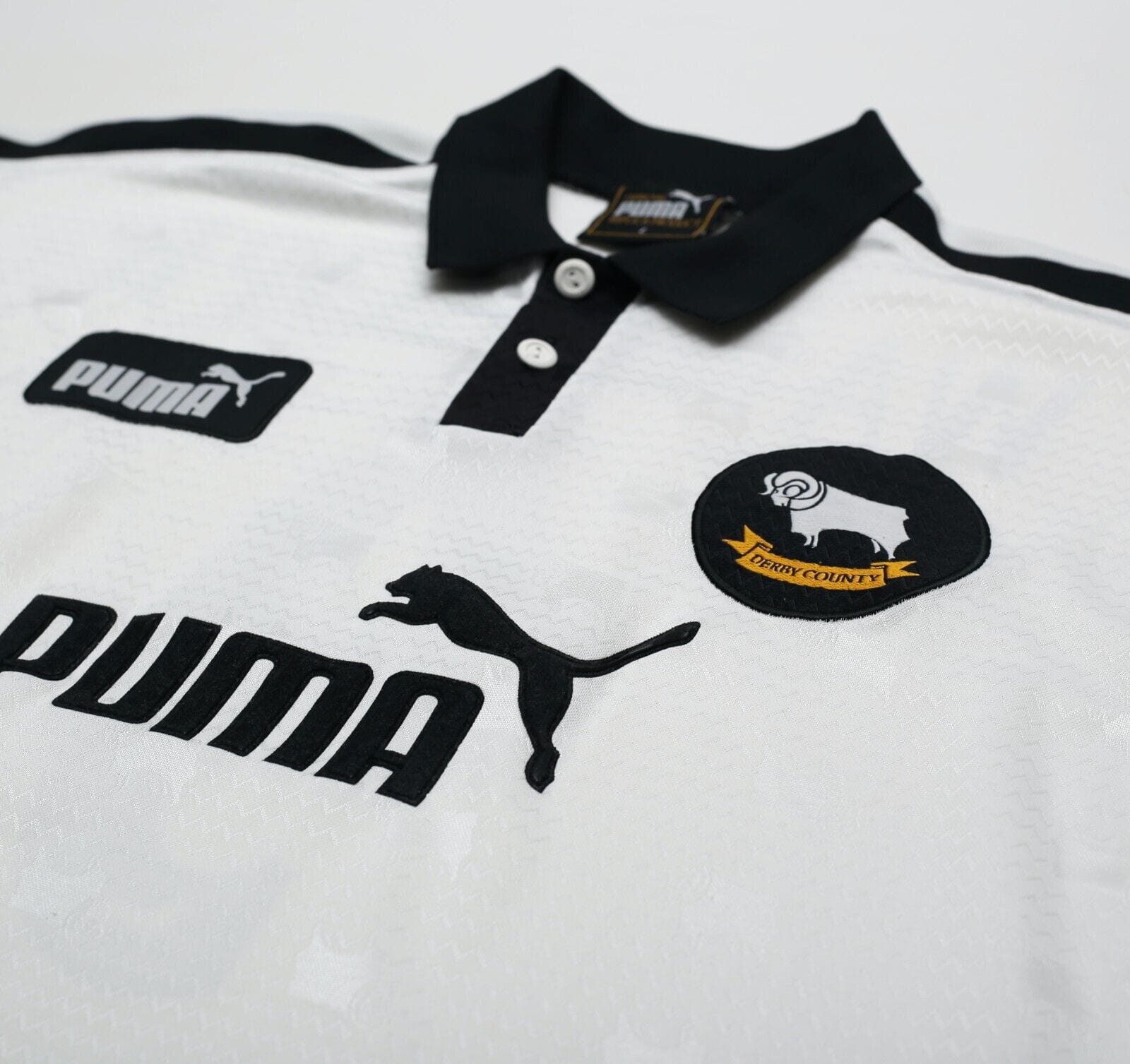 1997/98 WANCHOPE #9 Derby County Vintage PUMA Home Football Shirt (L)