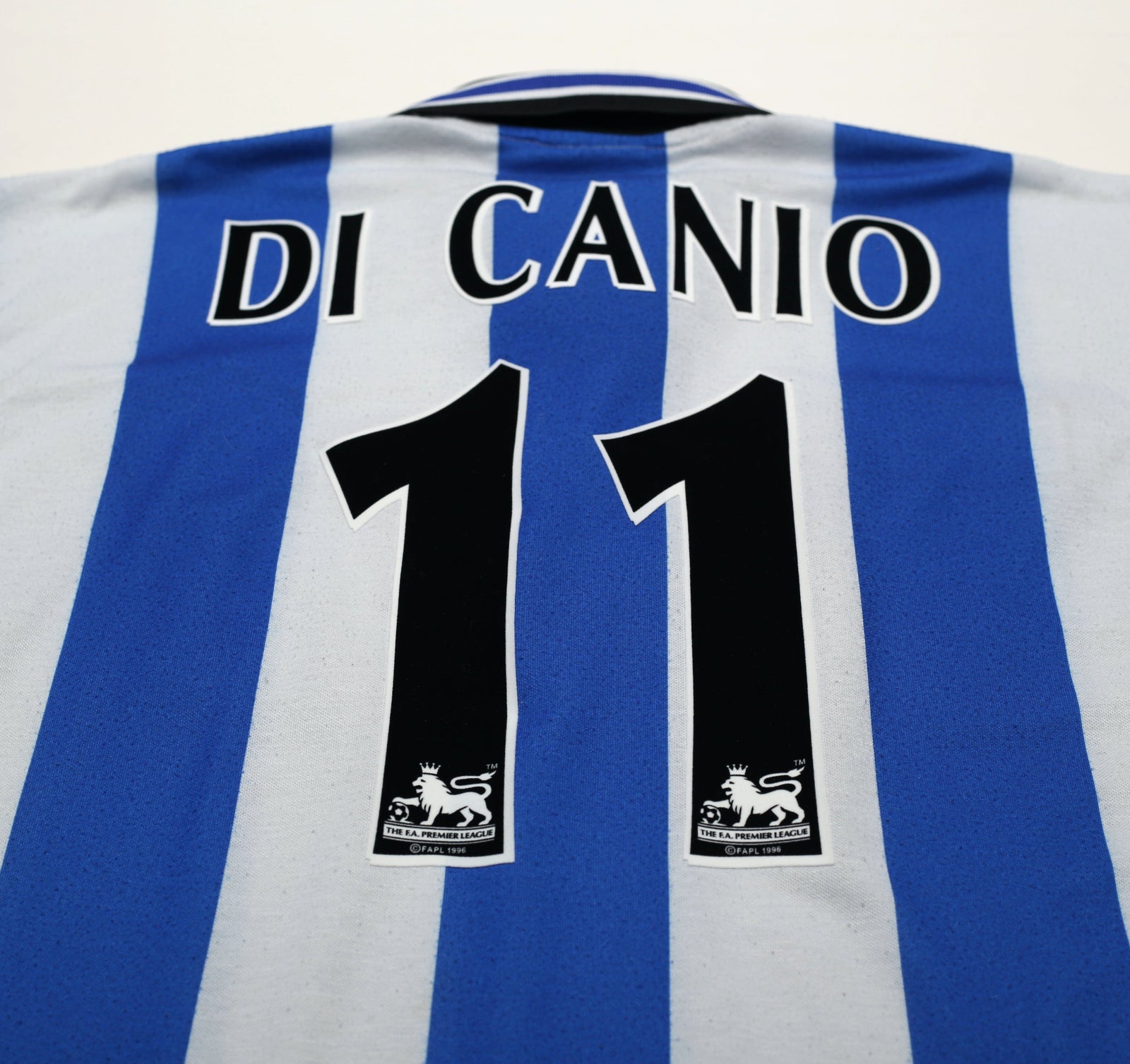 1997/99 DI CANIO #11 Sheffield Wednesday Vintage Home Football Shirt (L)