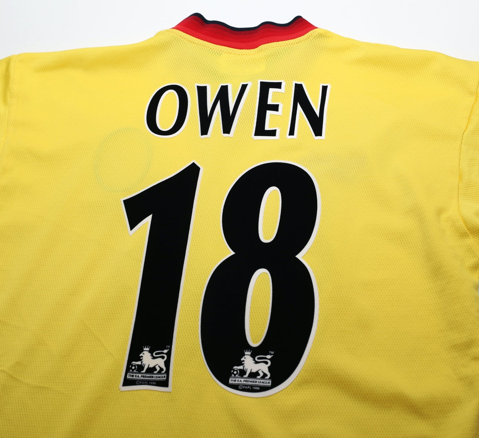 1997/99 OWEN #18 Liverpool Reebok Away Nike Football Shirt (M)