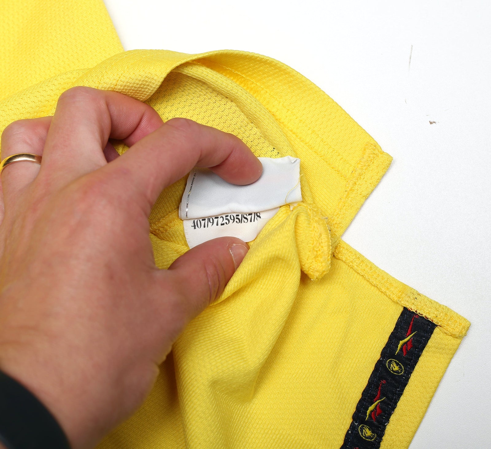 1997/99 OWEN #18 Liverpool Reebok Away Nike Football Shirt (M)