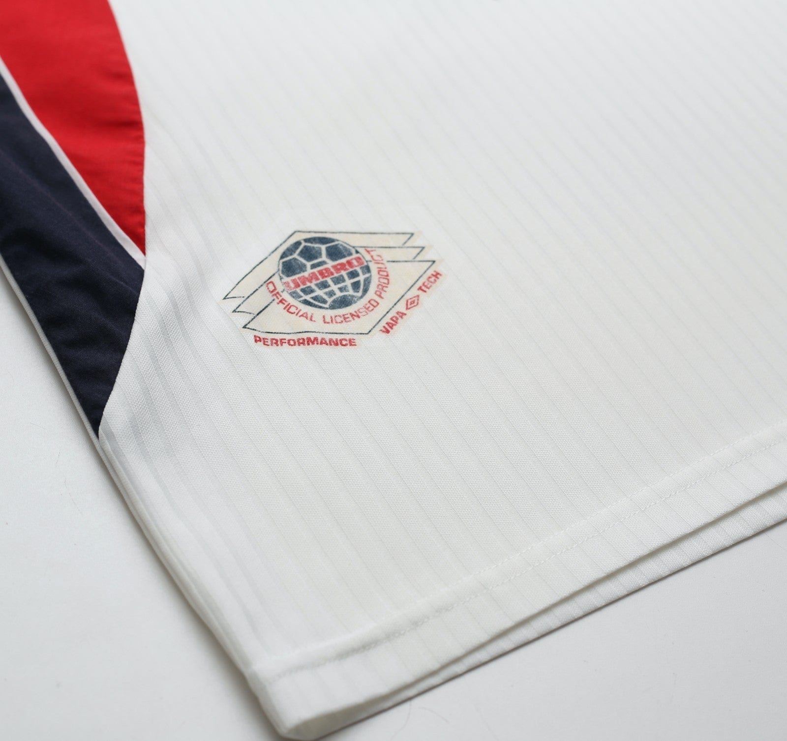 1997/99 WRIGHT #20 England Vintage Umbro Home Football Shirt (L) Le Tournoi