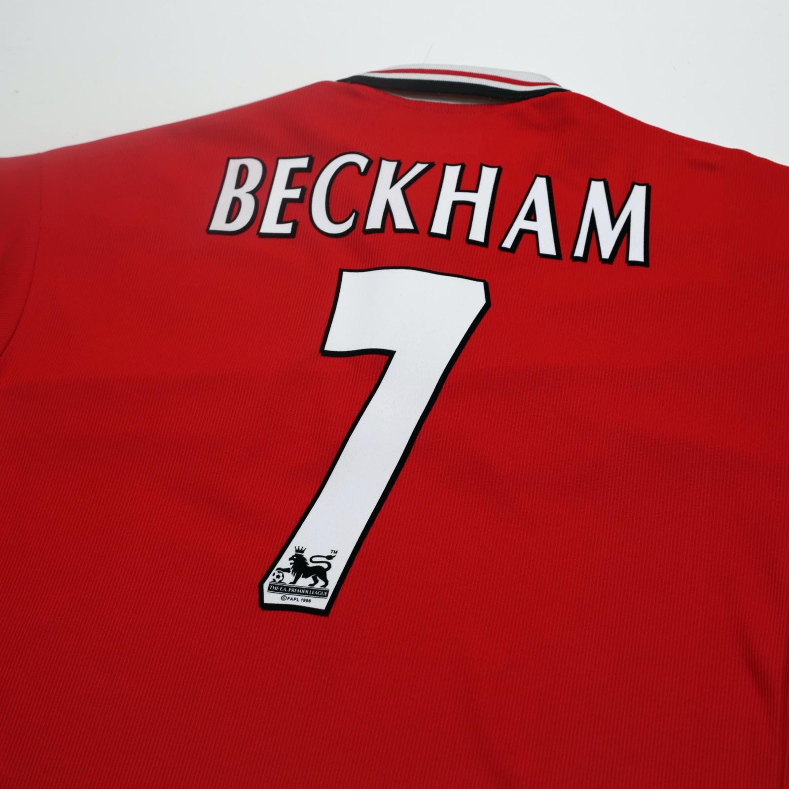 1998/00 Beckham #7 Manchester United Home Football Shirt (L)