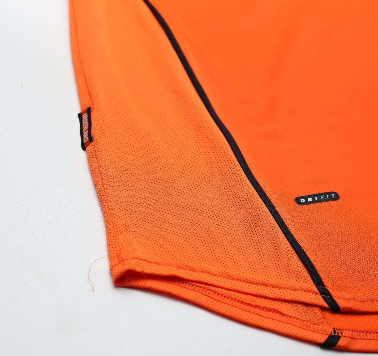 1998/00 BERGKAMP #8 Holland Vintage Nike Home Football Shirt (L) Netherlands