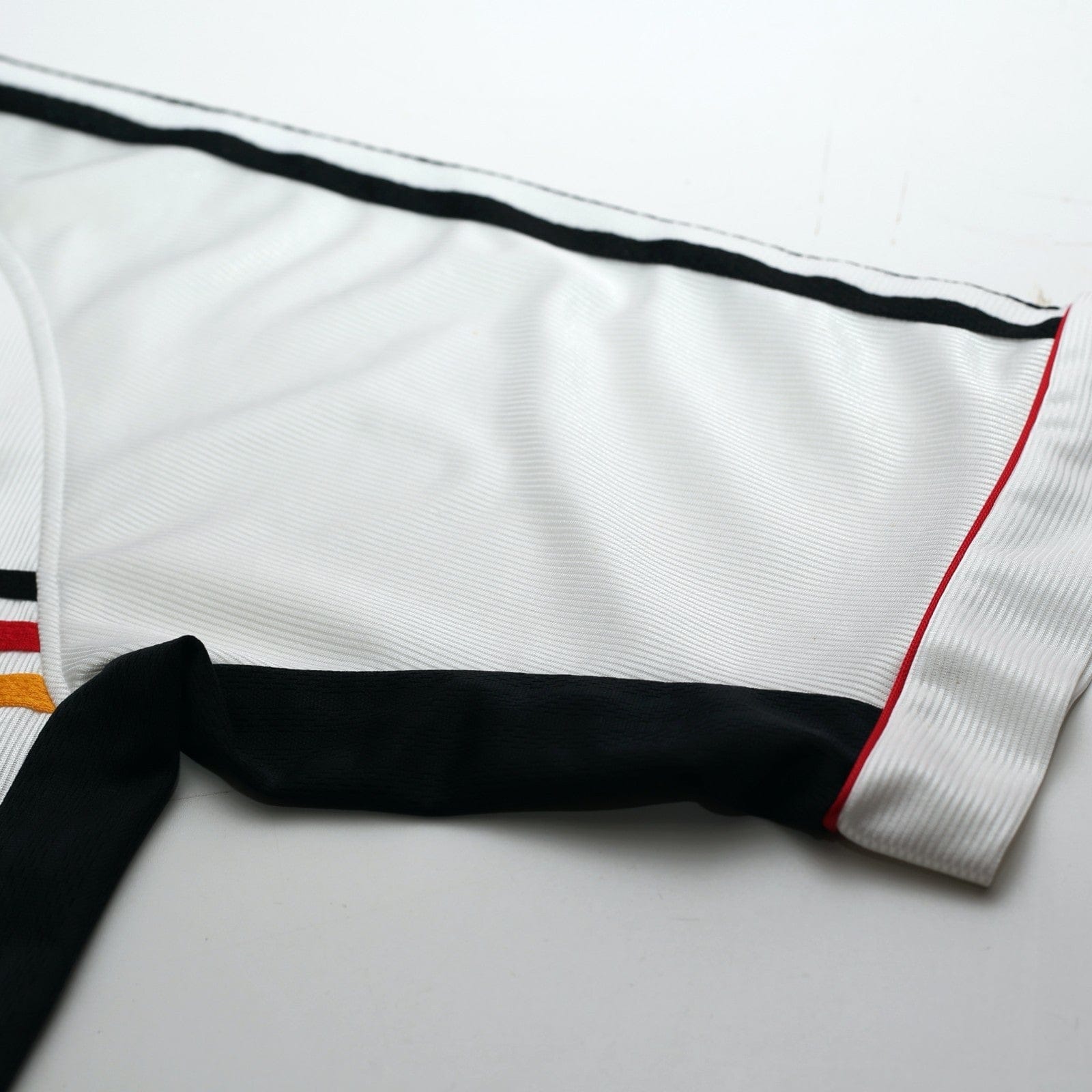 1998/00 Bierhoff #20 Germany Vintage adidas Home Football Shirt (L) WC 98
