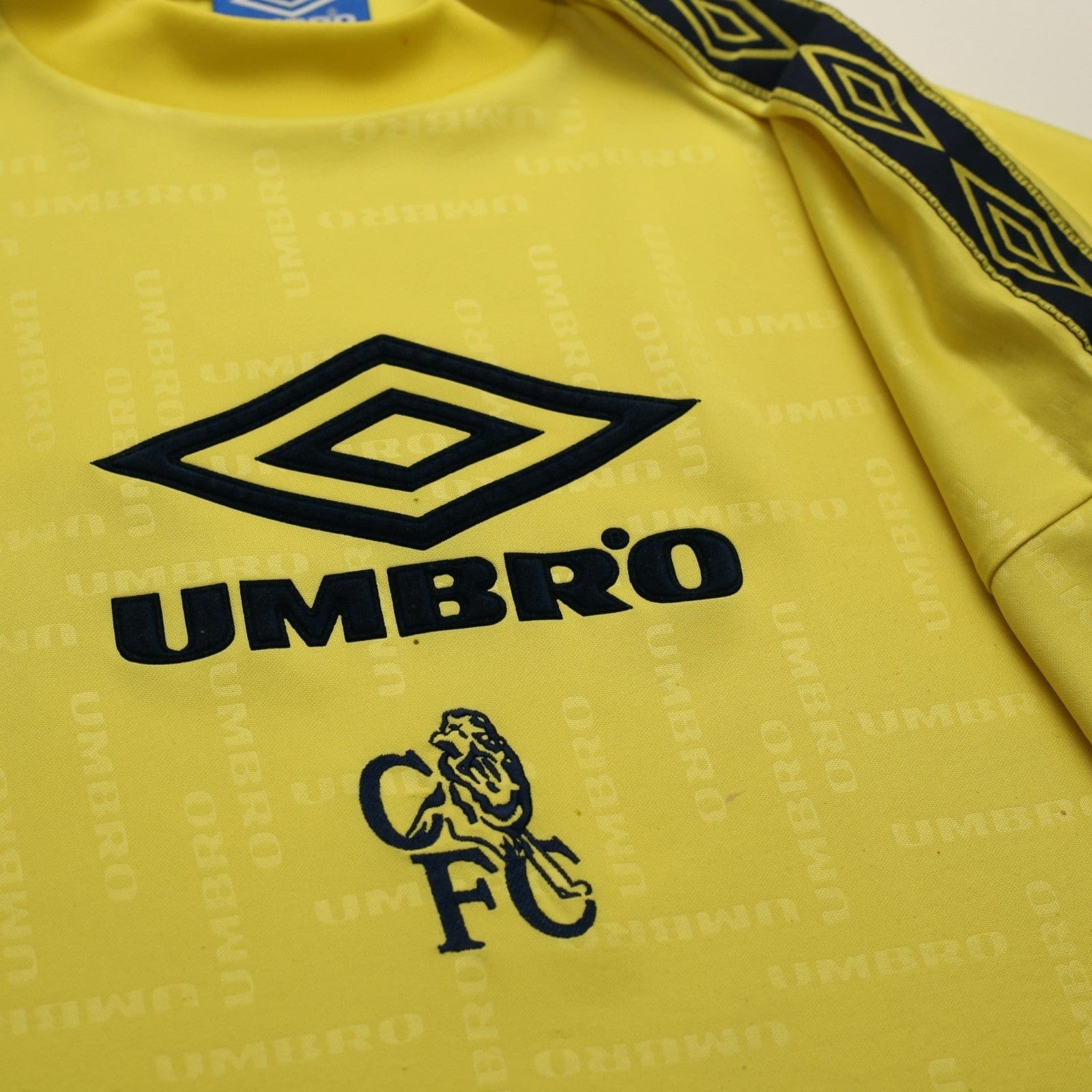 1998/00 Chelsea Vintage Umbro Football Training Shirt (XL)