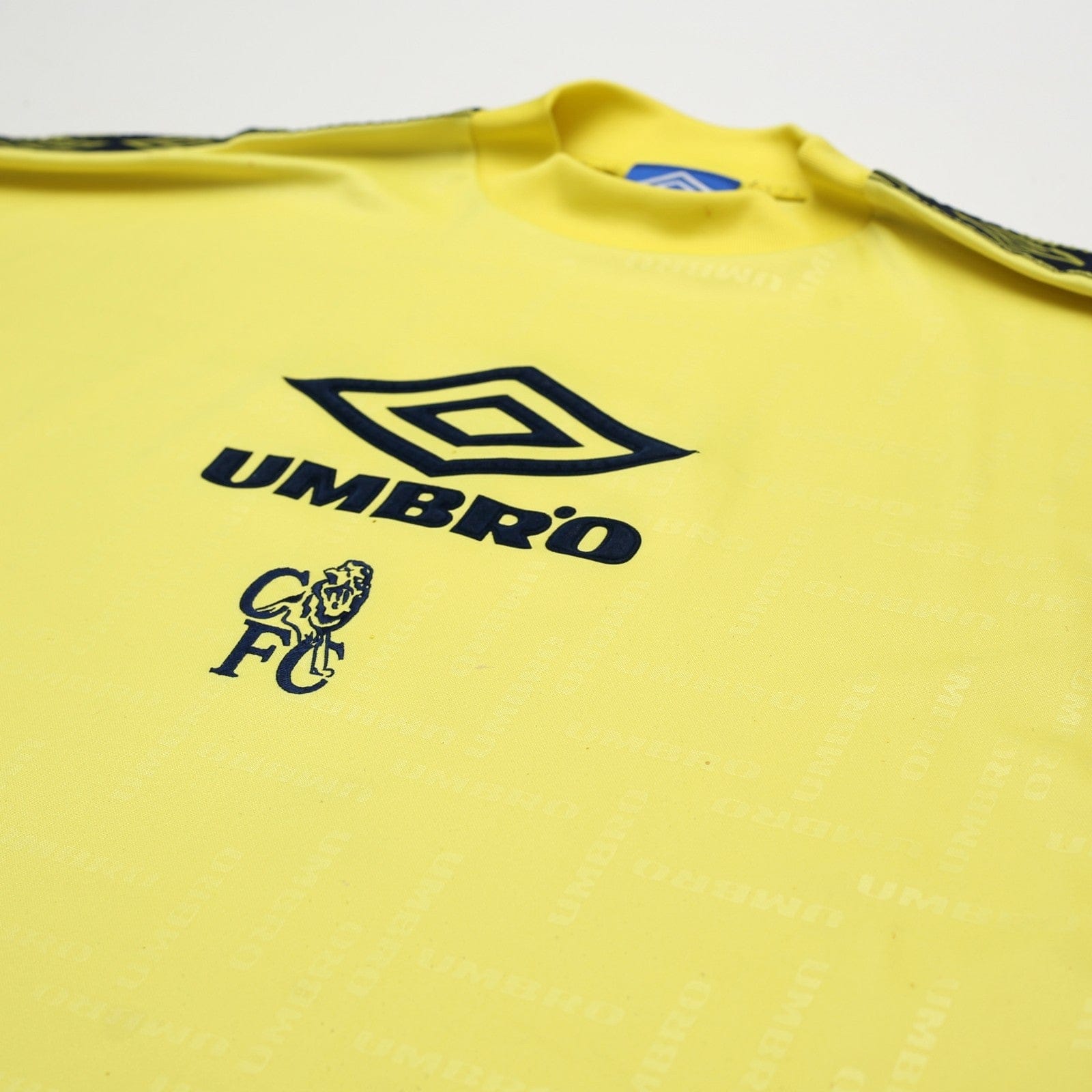 1998/00 Chelsea Vintage Umbro Football Training Shirt (XL)