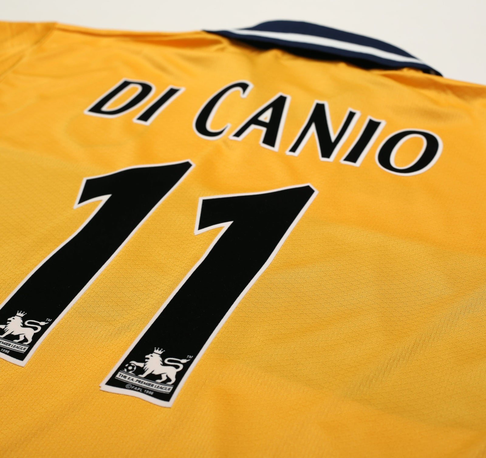 1998/00 DI CANIO #11 Sheffield Wednesday Vintage Away Football Shirt (M)