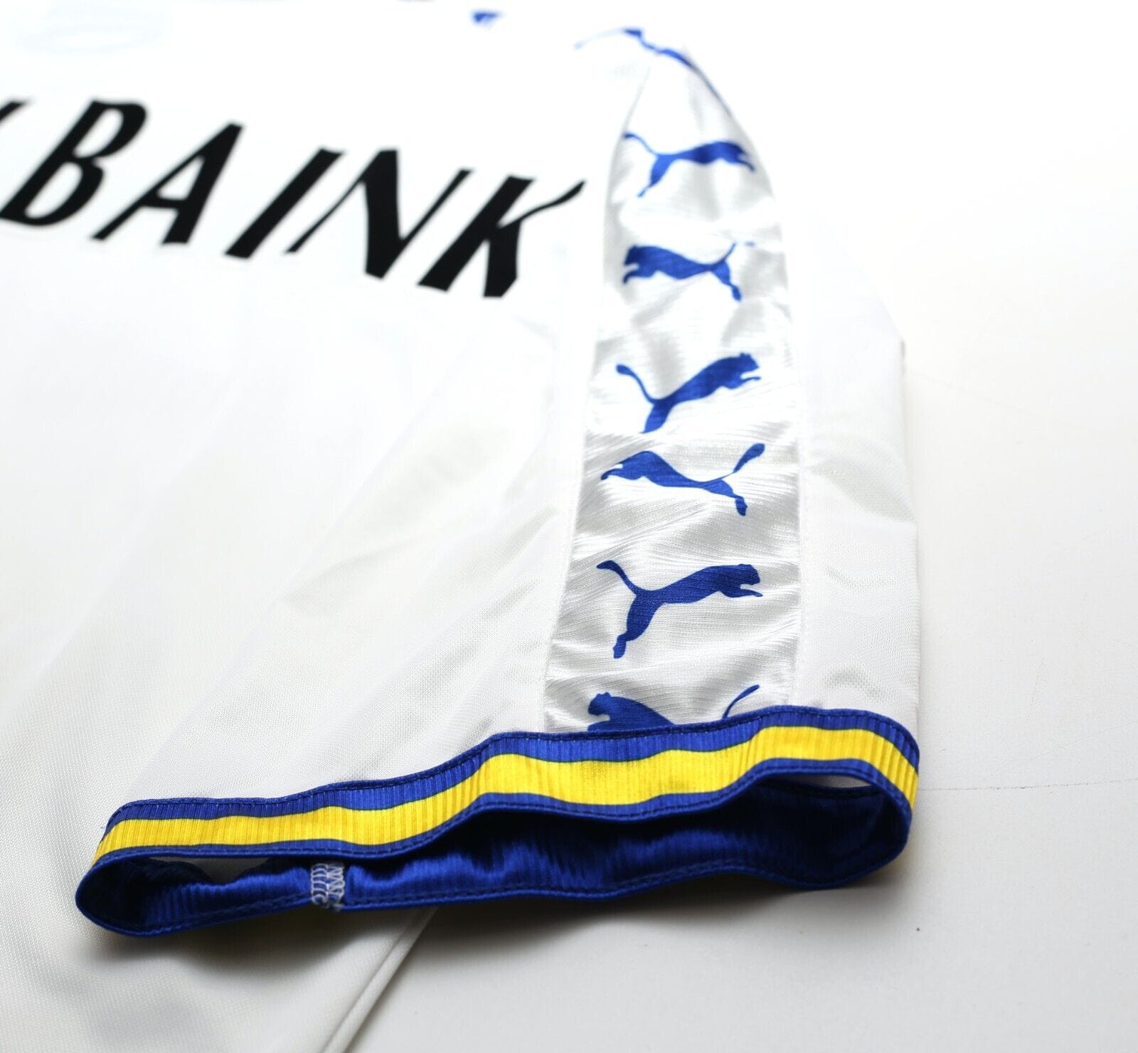 1998/00 HASSELBAINK #9 Leeds United Vintage PUMA Home Football Shirt (M)