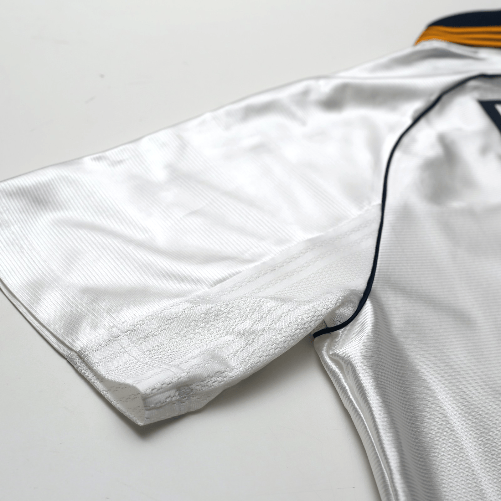 1998/00 Raul #7 Real Madrid Vintage Retro adidas Home Football Shirt (M)