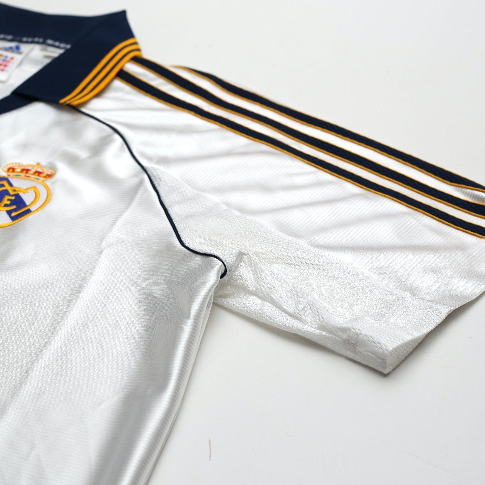 1998/00 Raul #7 Real Madrid Vintage Retro adidas Home Football Shirt (M)